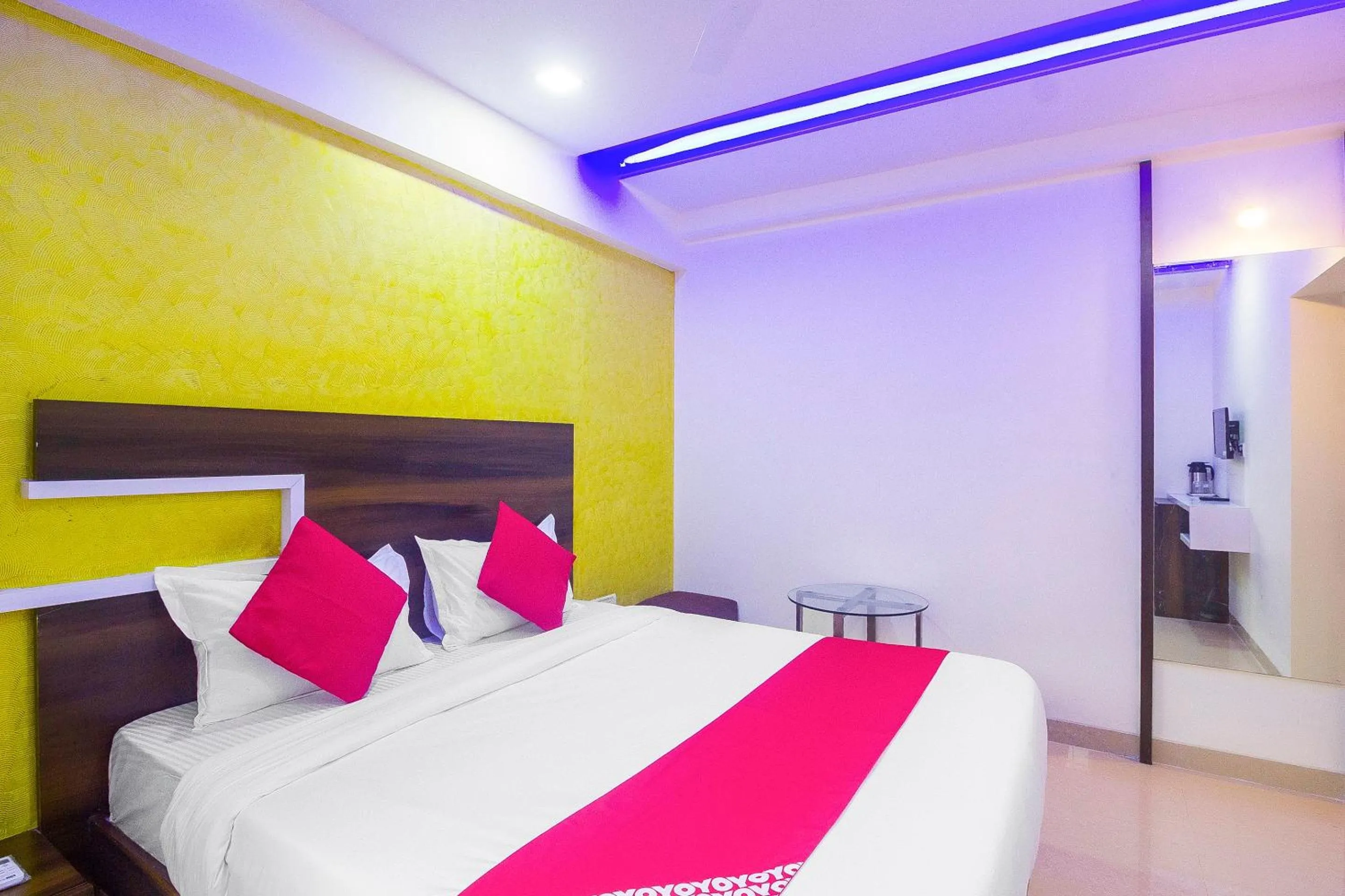 Lobby or reception, Bed in Hotel O Samrat Palace