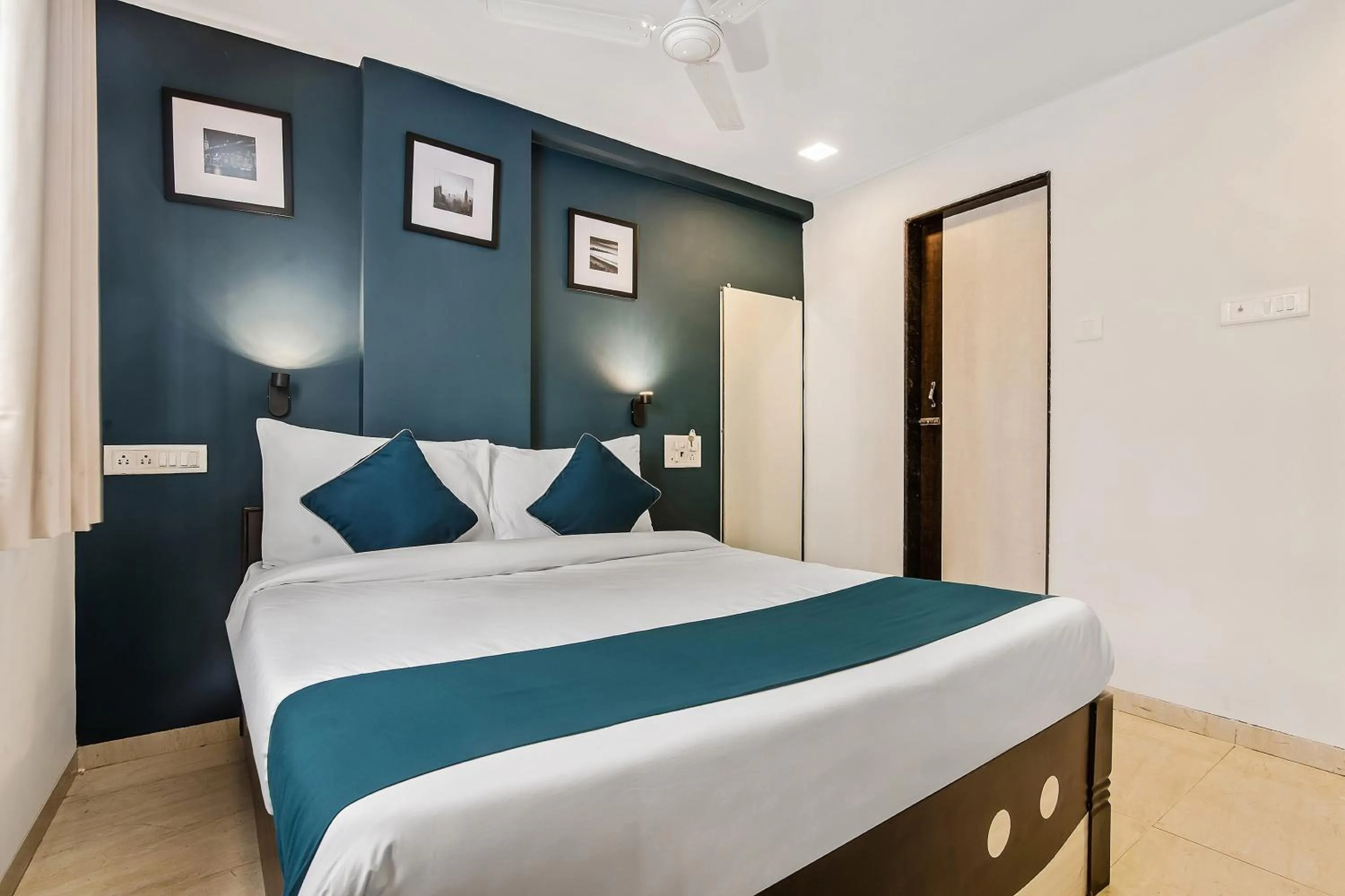 Other, Bed in Hotel O Nirsukh Palace