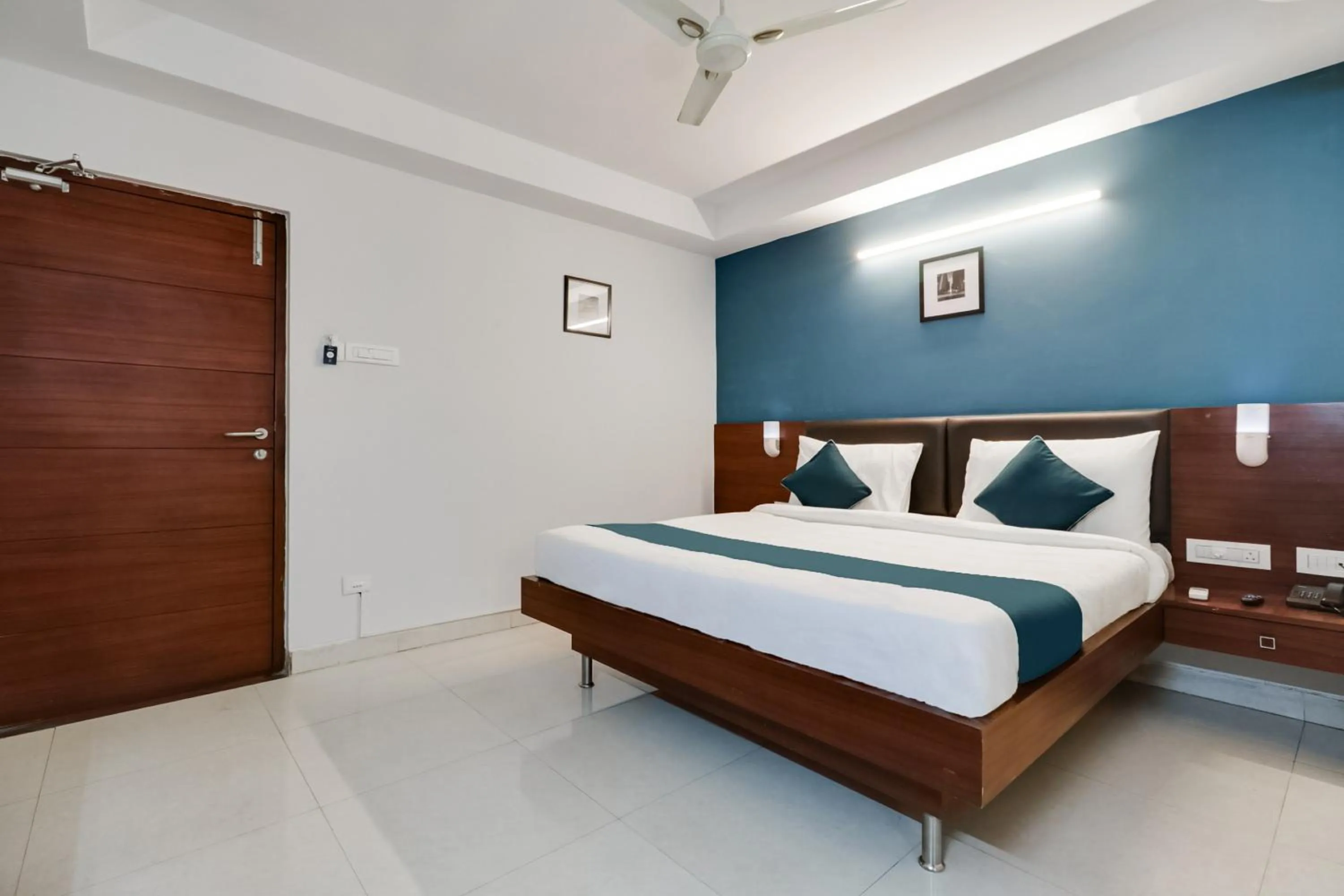 Other, Bed in Super Hotel O Stay Inn Maharani Peta