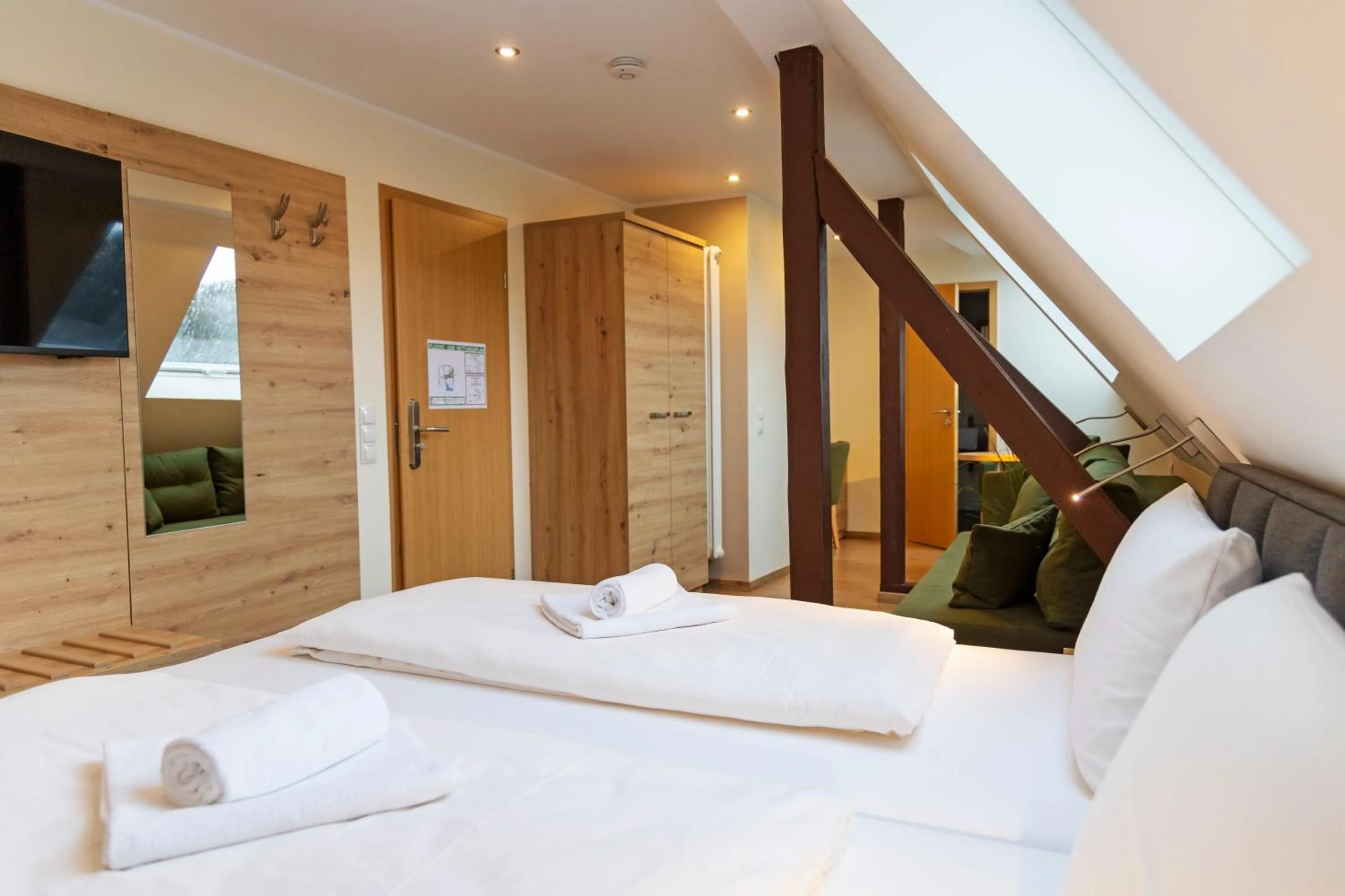 Bed in AKZENT Hotel Restaurant Roter Ochse Rhens bei Koblenz