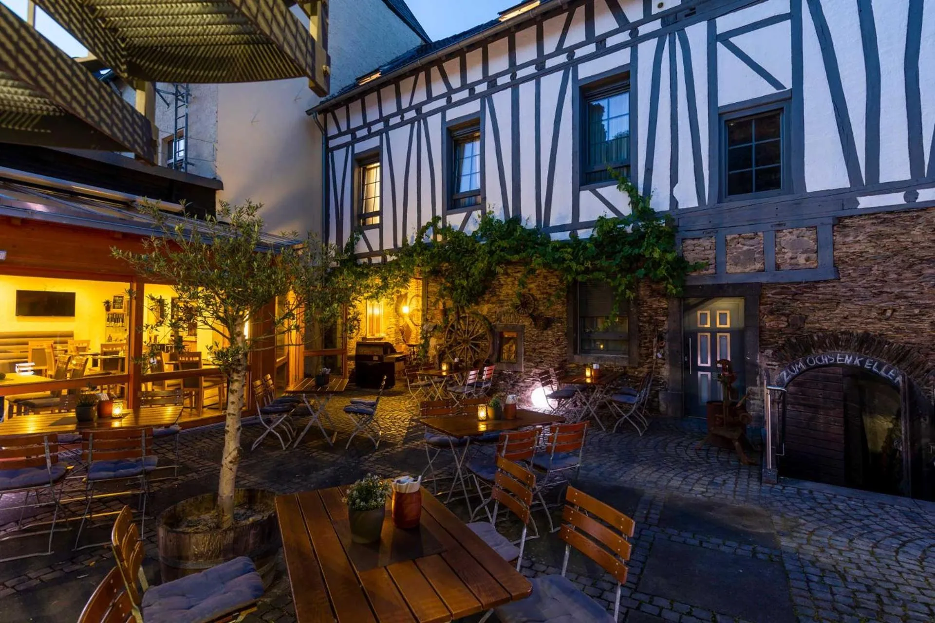 Restaurant/places to eat in AKZENT Hotel Restaurant Roter Ochse Rhens bei Koblenz