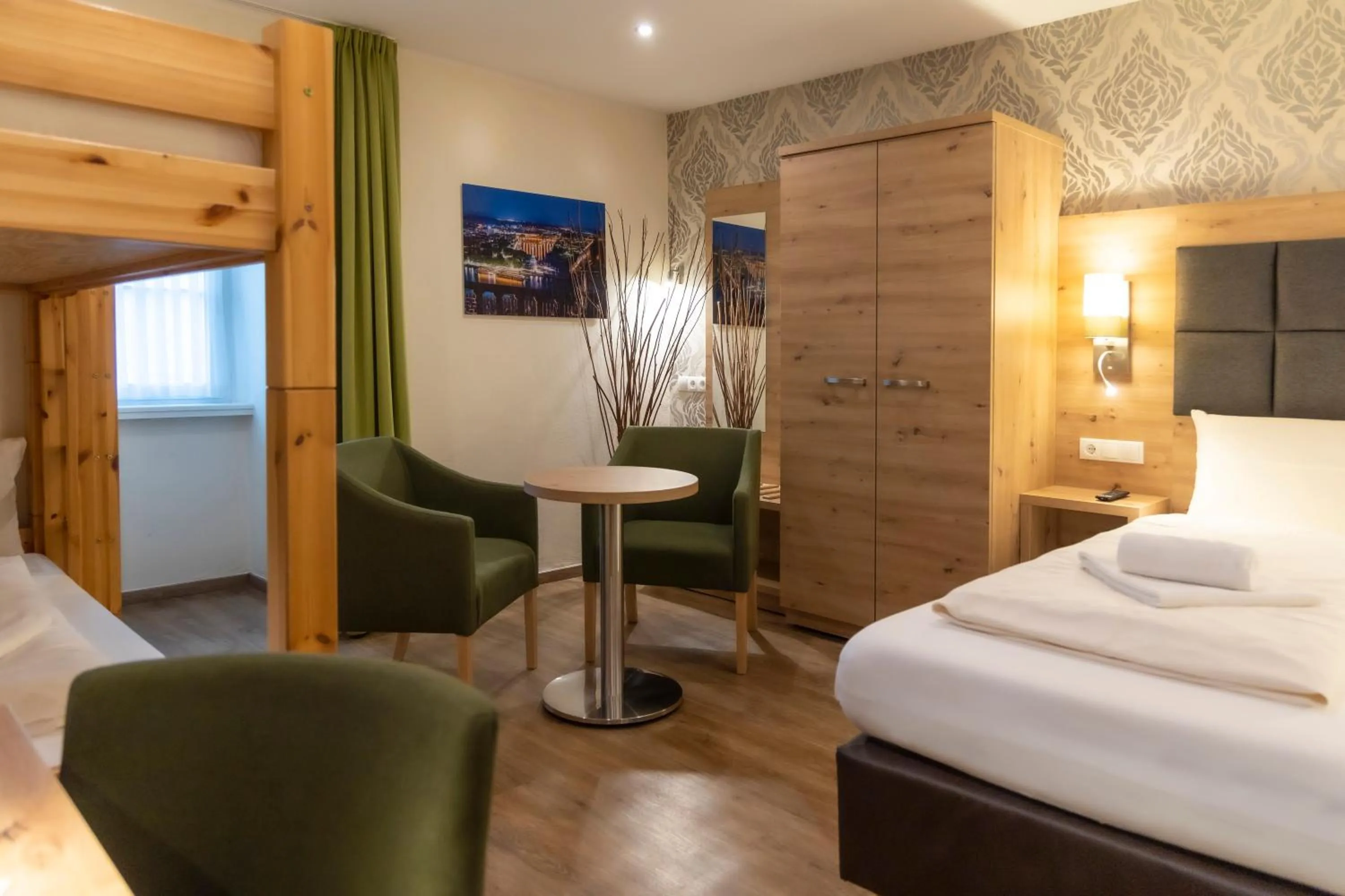 Bed in AKZENT Hotel Restaurant Roter Ochse Rhens bei Koblenz