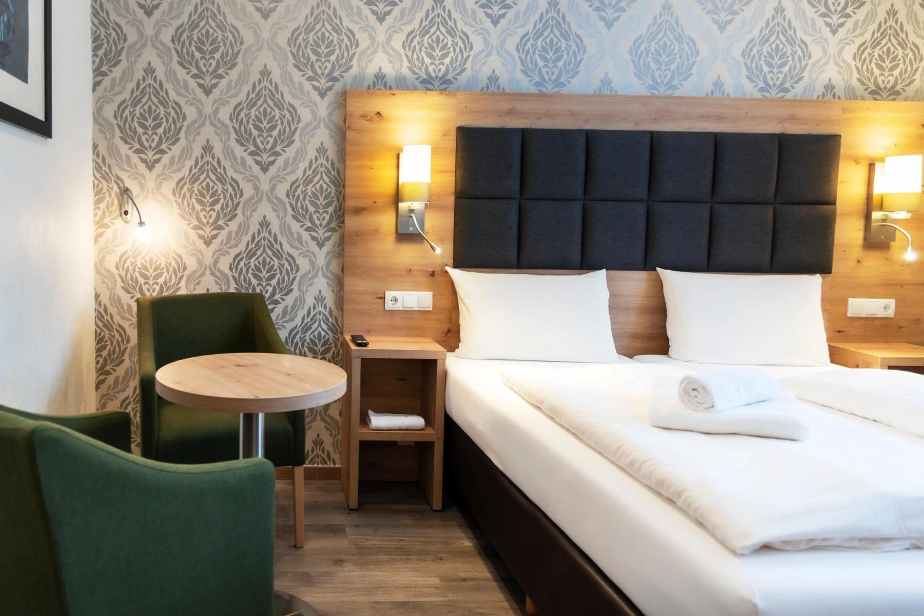 Bed in AKZENT Hotel Restaurant Roter Ochse Rhens bei Koblenz