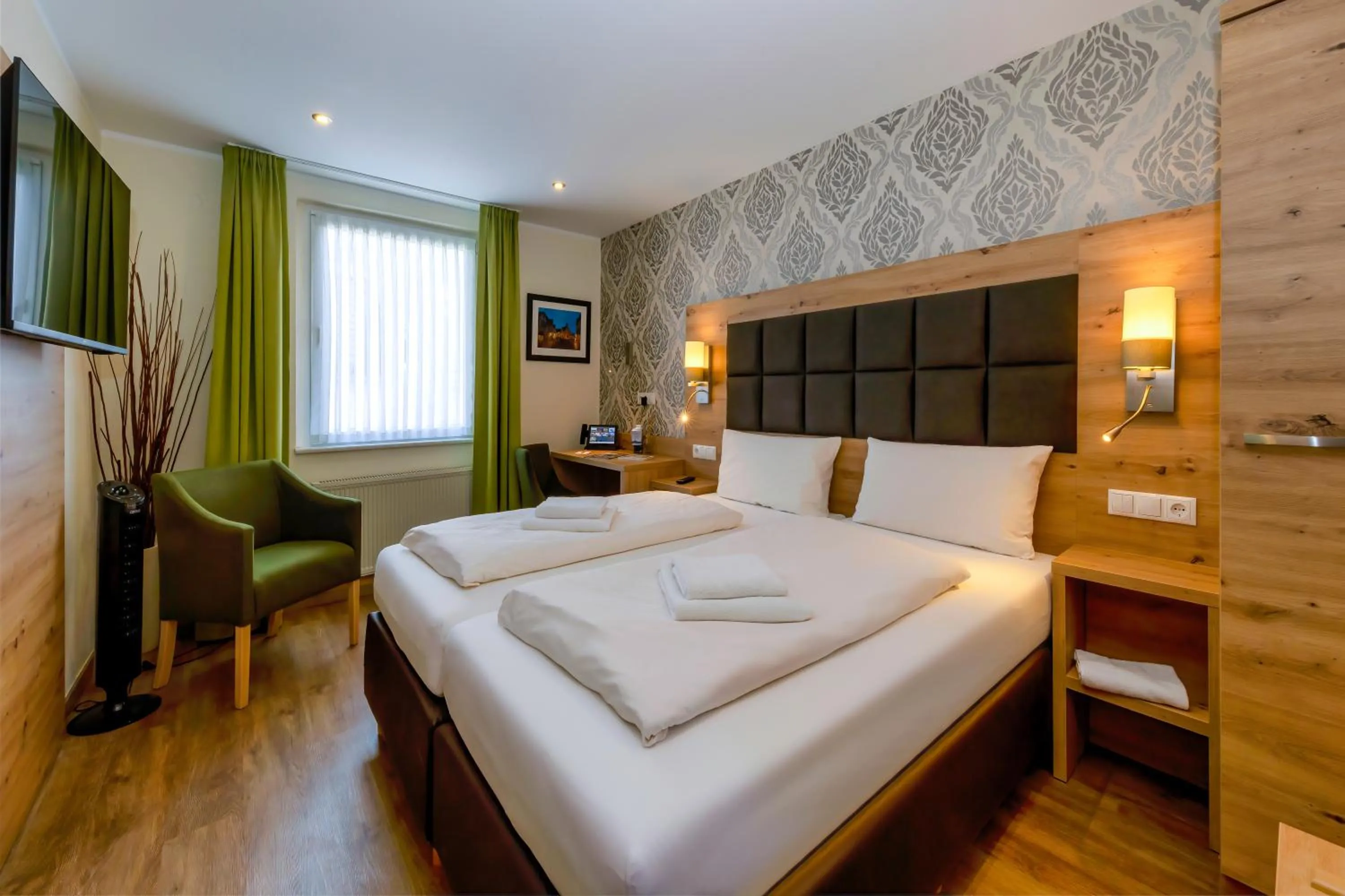 Bed in AKZENT Hotel Restaurant Roter Ochse Rhens bei Koblenz