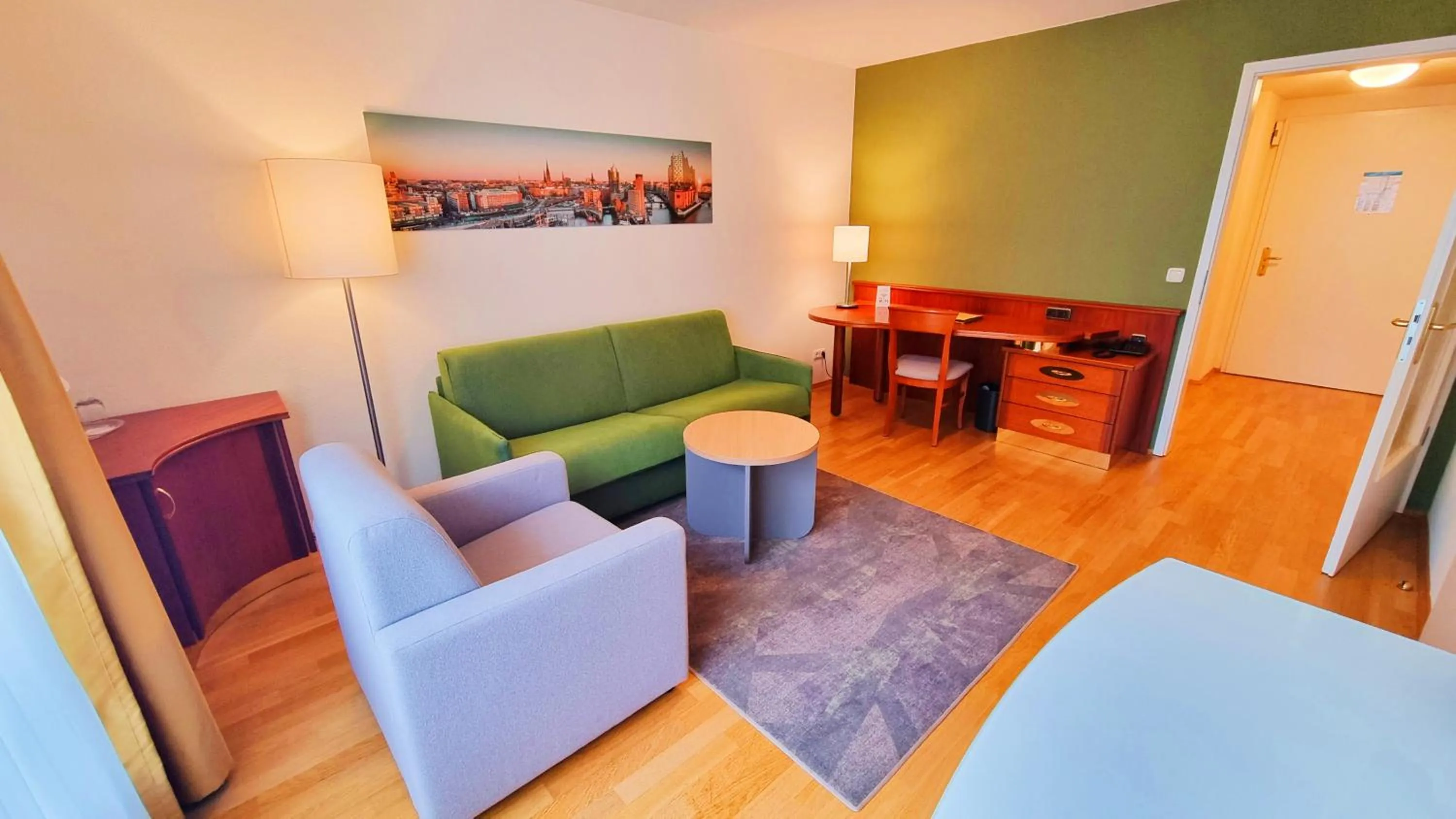 Photo of the whole room in New Living Home Residenzhotel Hamburg