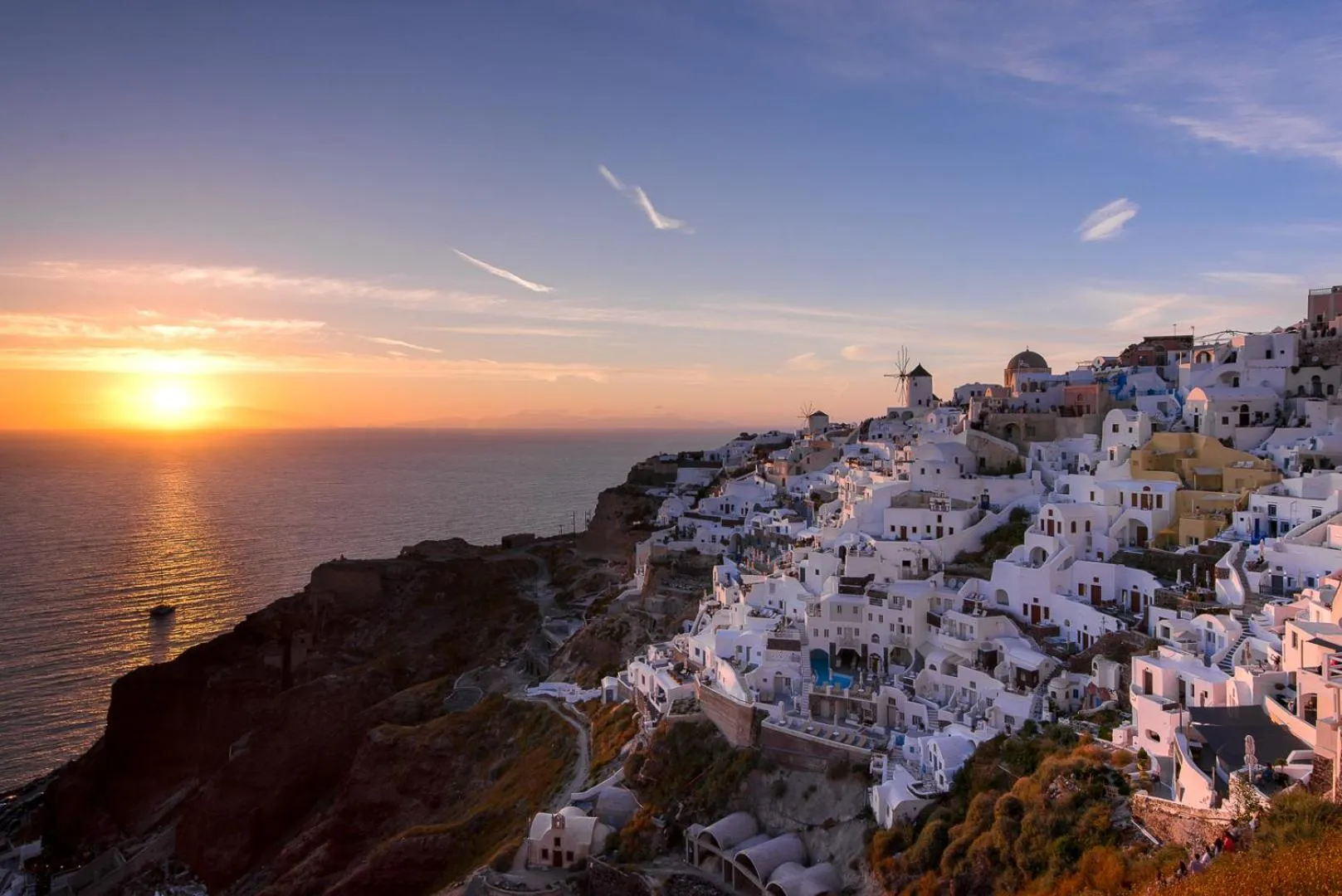 Neighbourhood in Pezoules of Oia