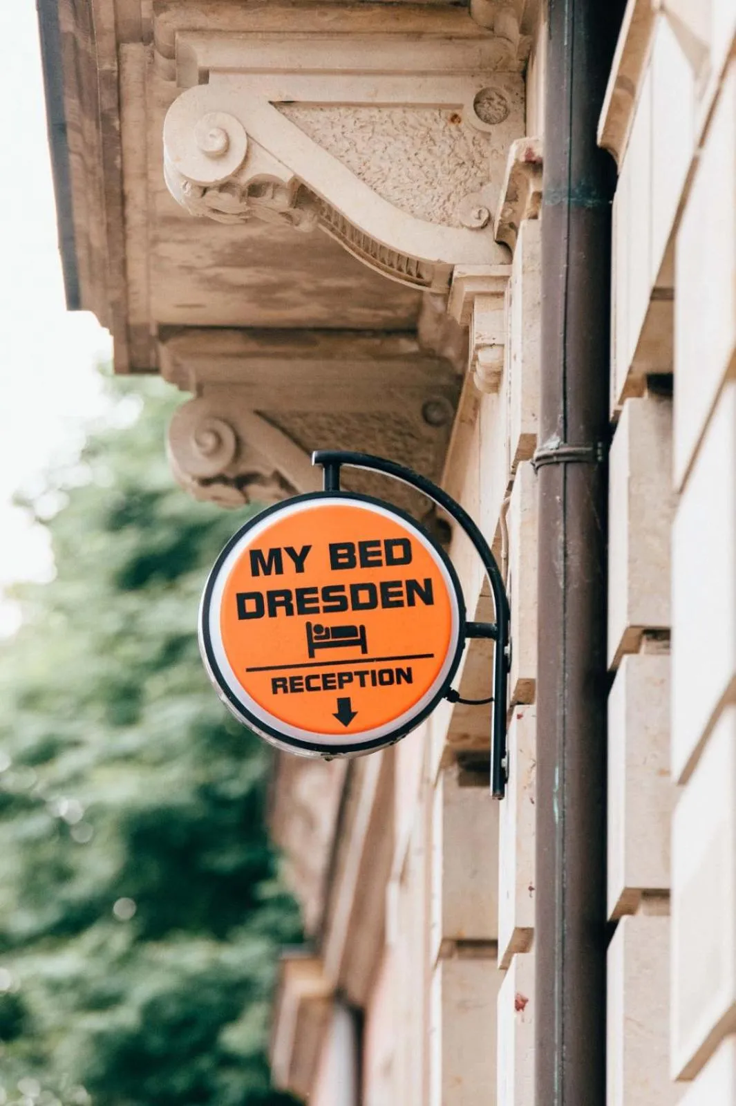 Property building, Property Logo/Sign in Hotel My Bed Dresden