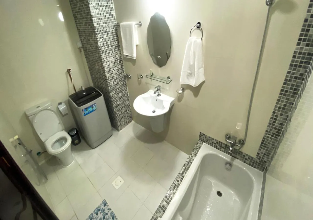 Bathroom in Majestic Hotel