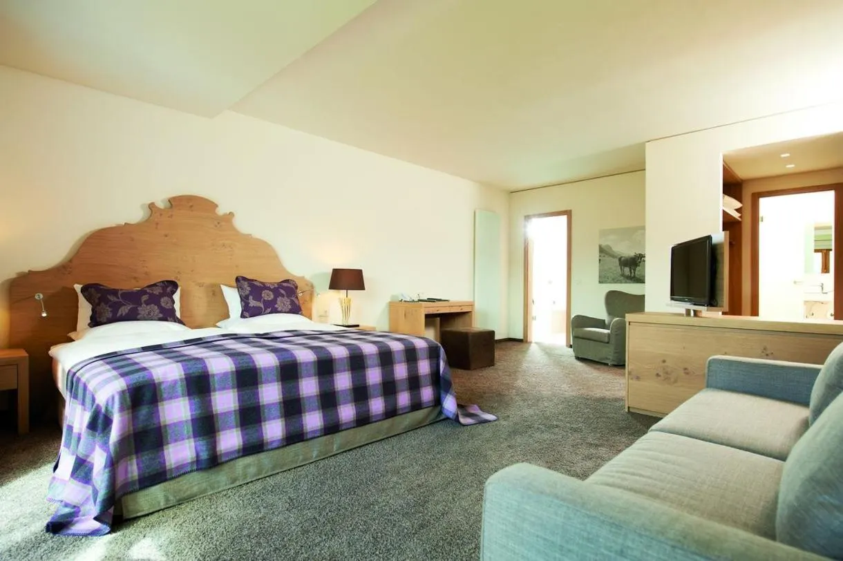 Photo of the whole room, Bed in Hotel Exquisit