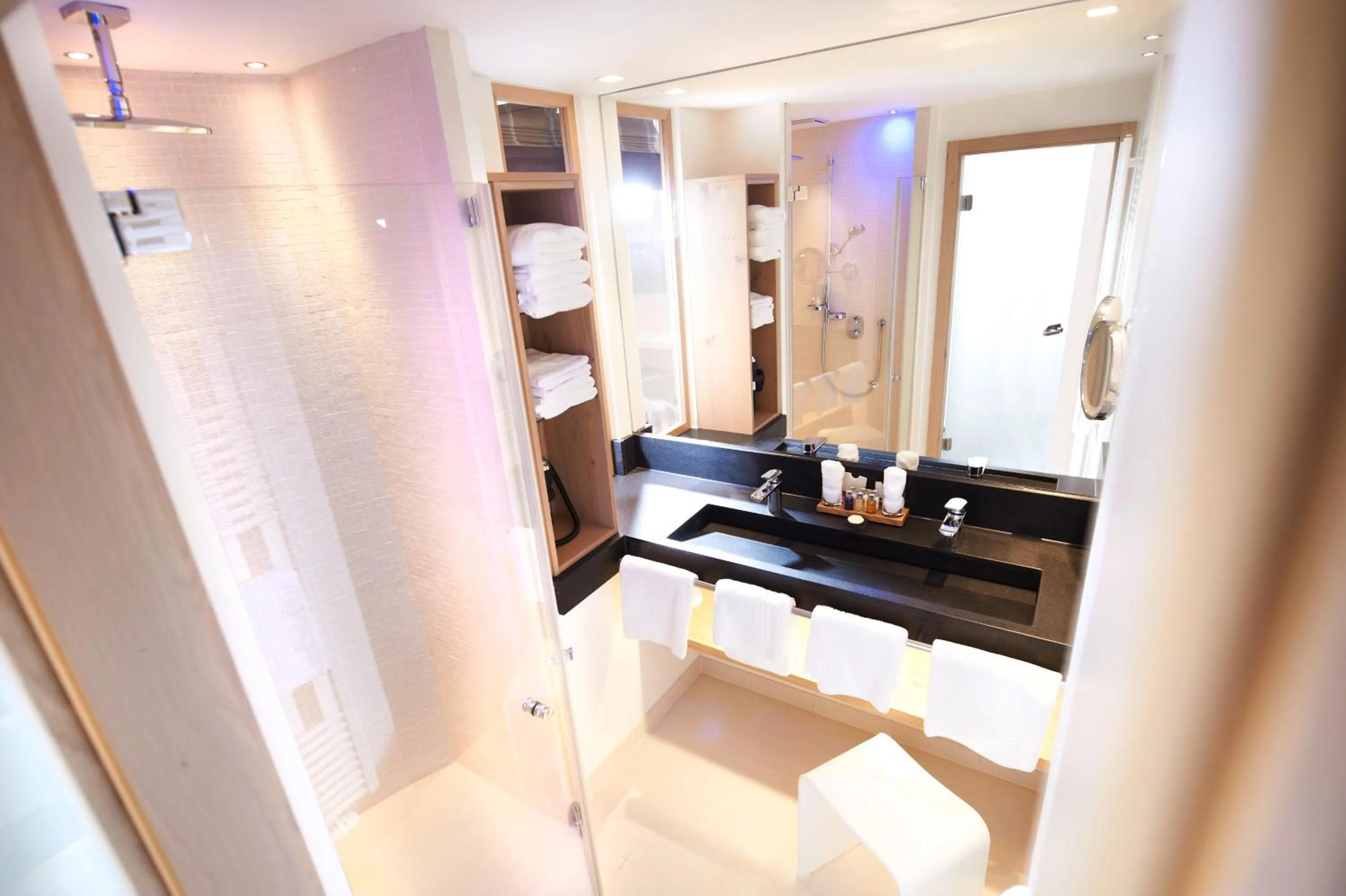 Bathroom in Hotel Exquisit