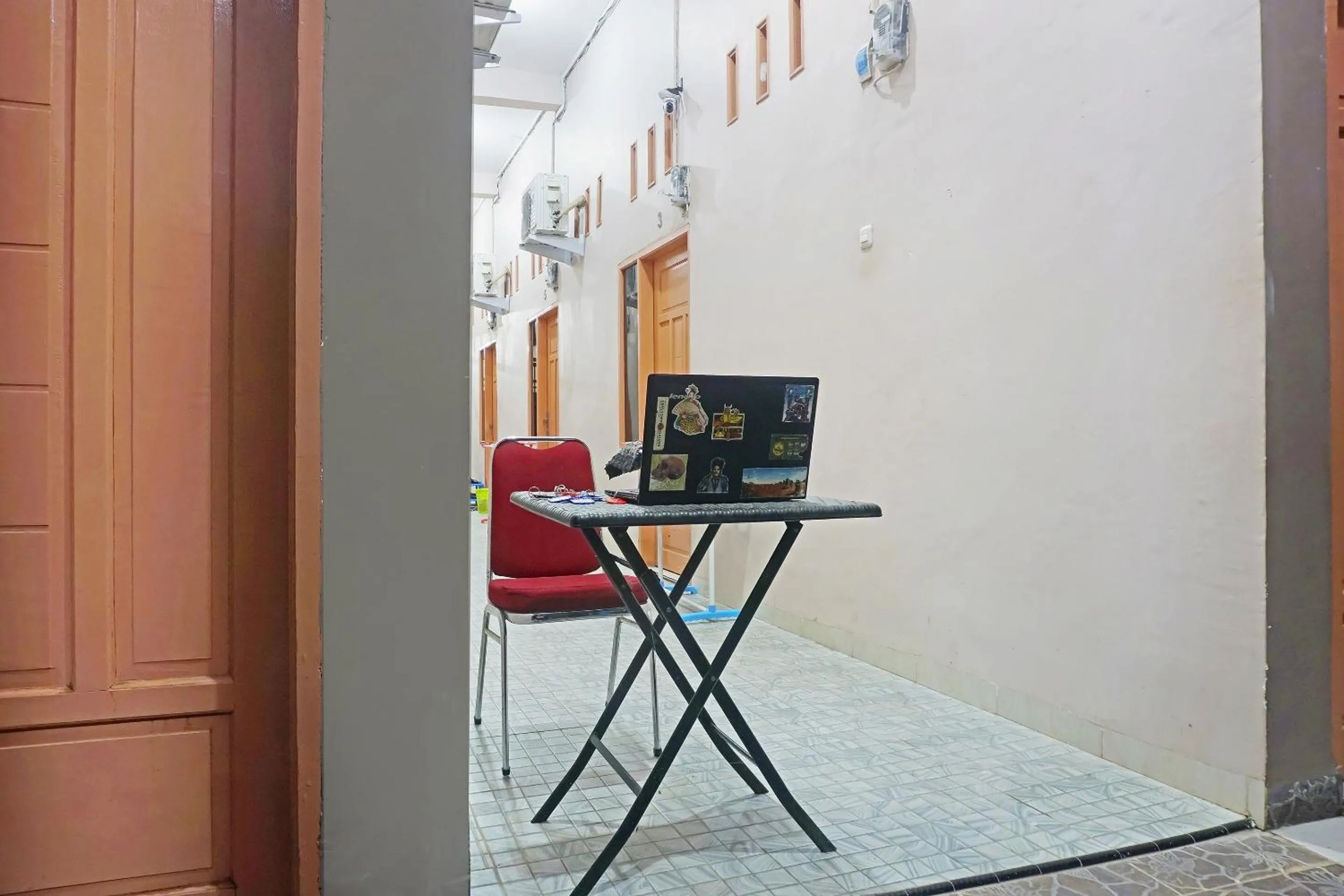 Lobby or reception in Hotel O Almeerah Homestay Syariah Near RS Hermina