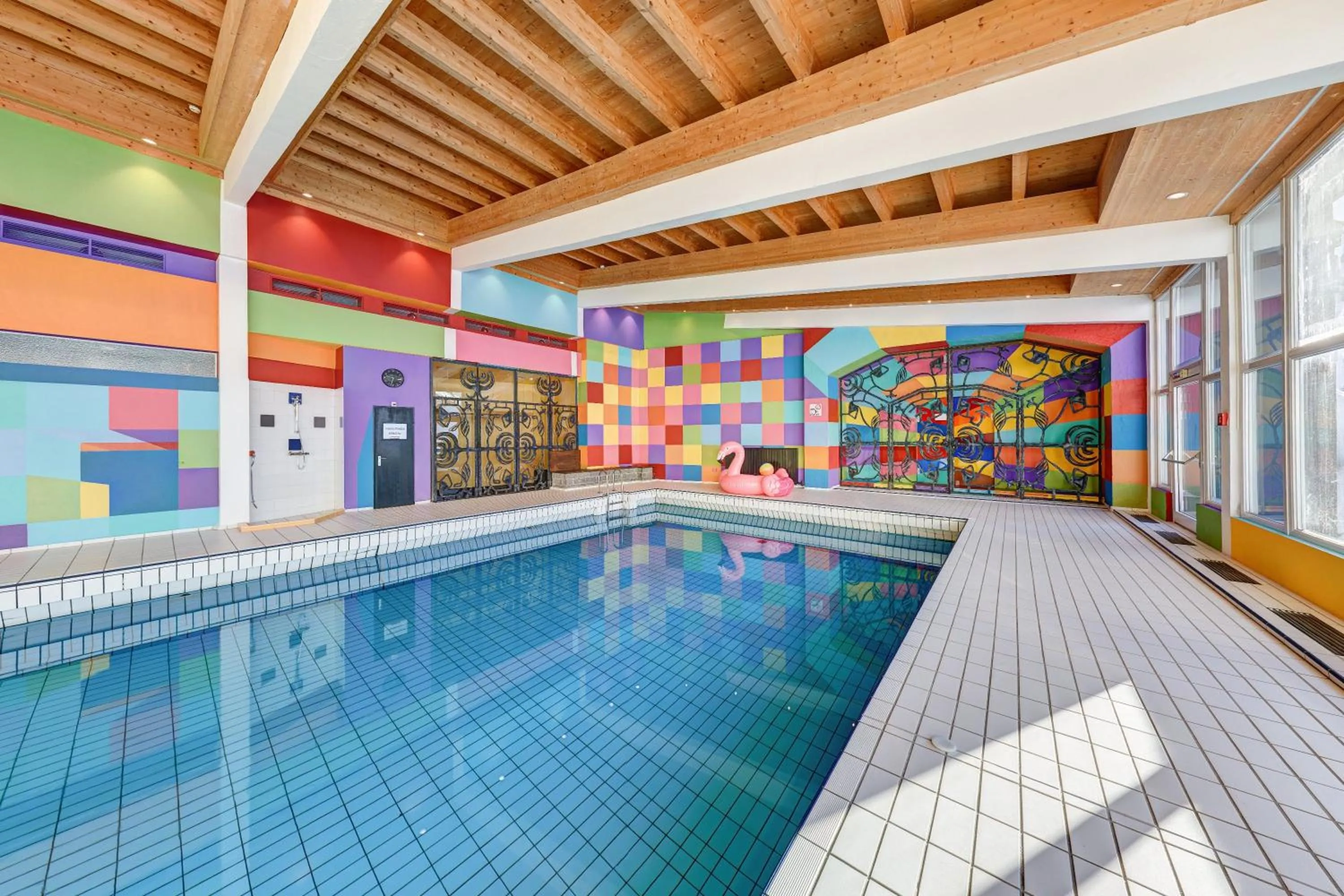 Pool view in Hit the Sky