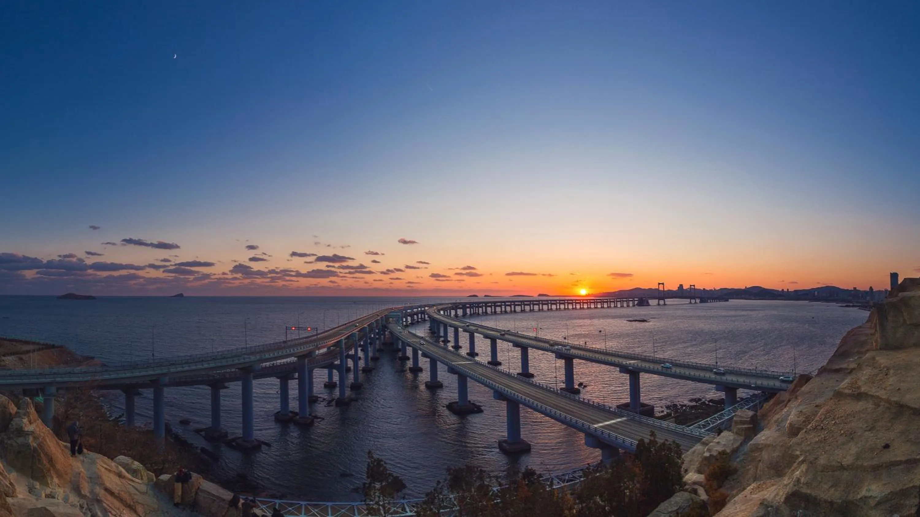 Nearby landmark in Crowne Plaza Dalian Xinghai by IHG