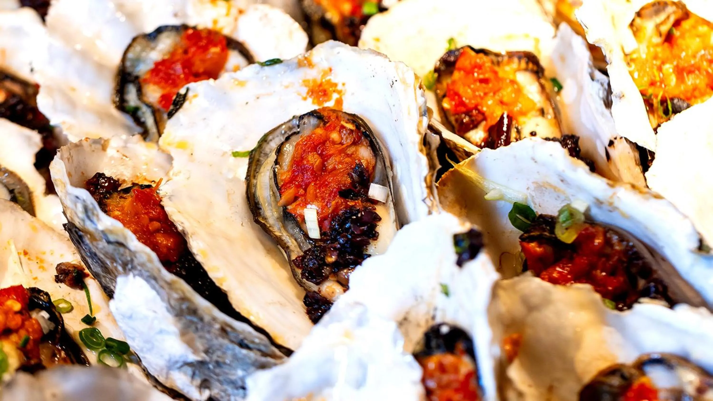 Restaurant/places to eat in Crowne Plaza Dalian Xinghai by IHG