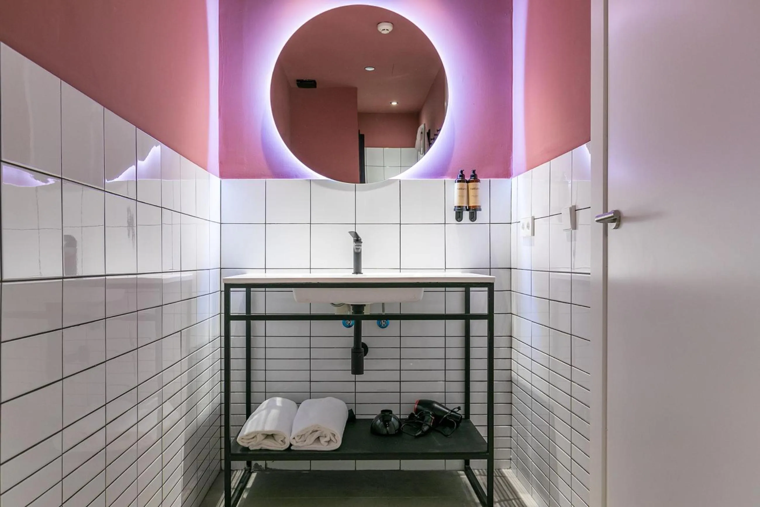 Bathroom in Holiday Rentals Los Salados