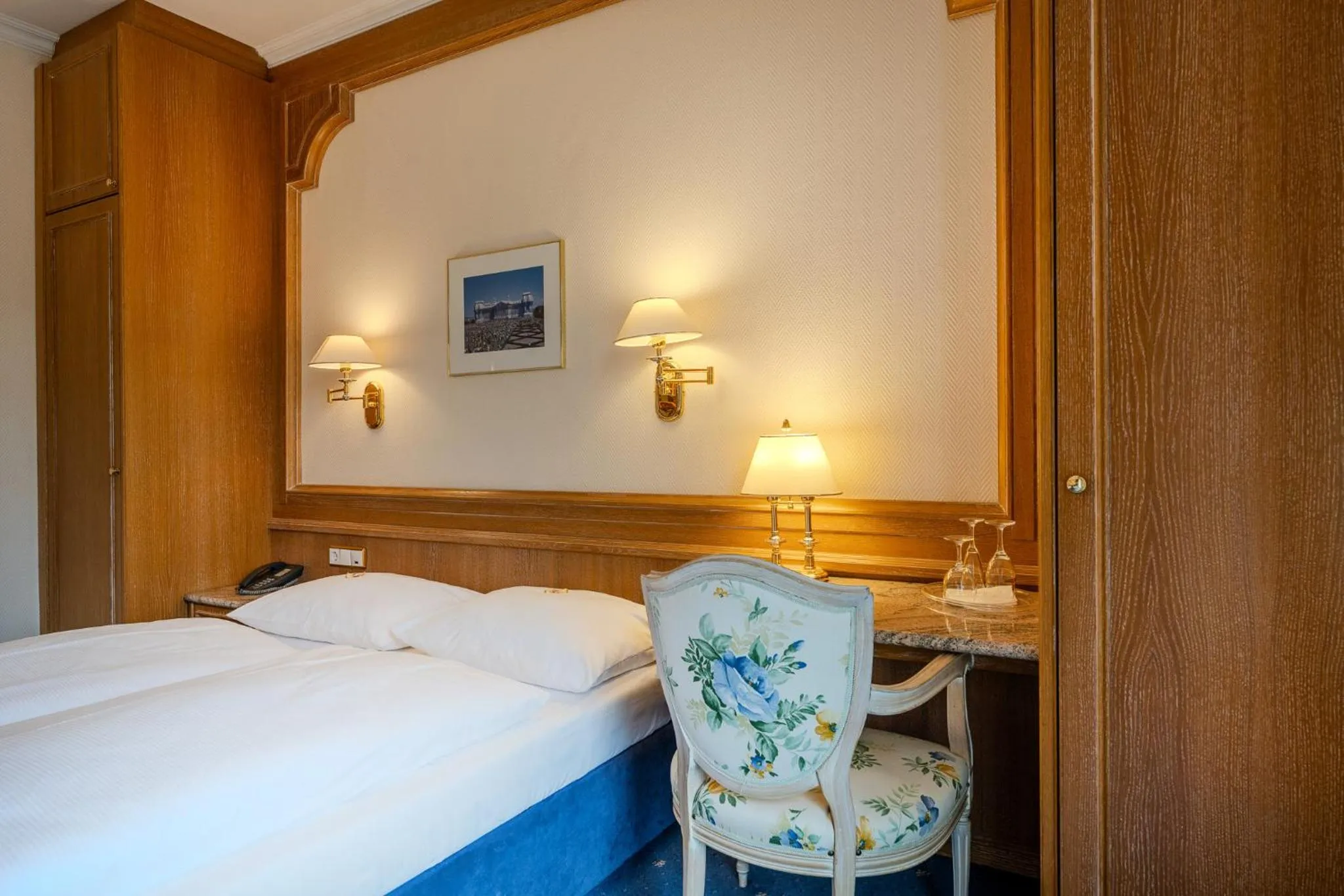 Photo of the whole room, Bed in Ringhotel Seehof