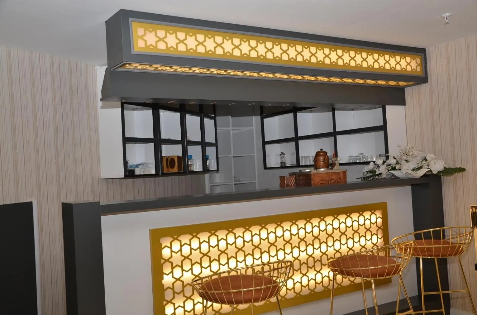 Lounge or bar in TAMARA Business Otel