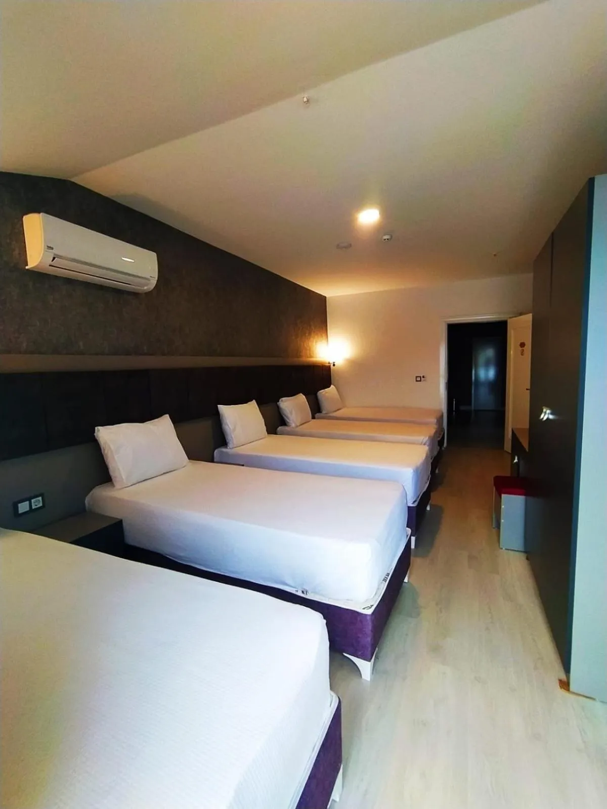 Bedroom, Bed in TAMARA Business Otel