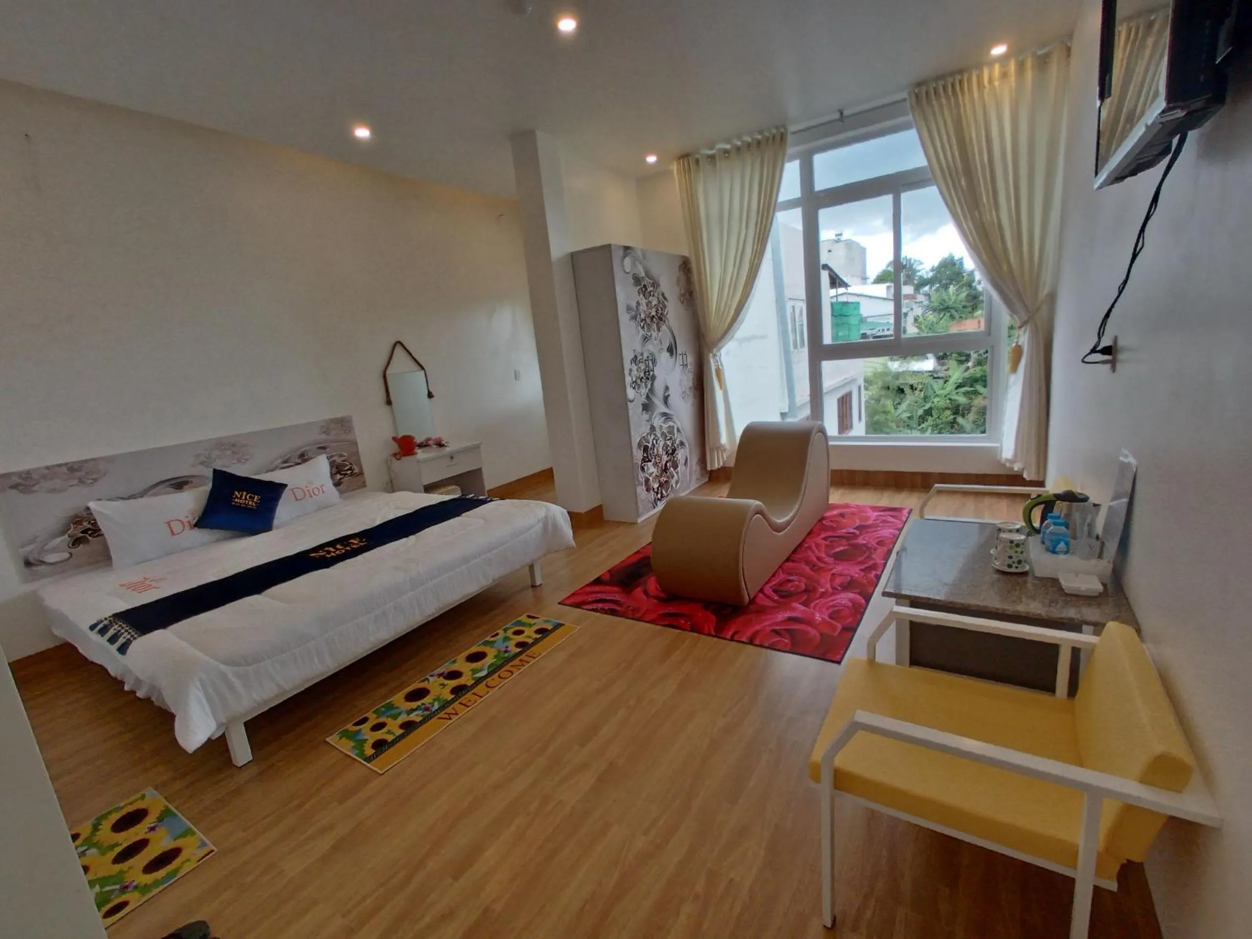 Bedroom, Bed in Nice Hotel Buôn Ma Thuột