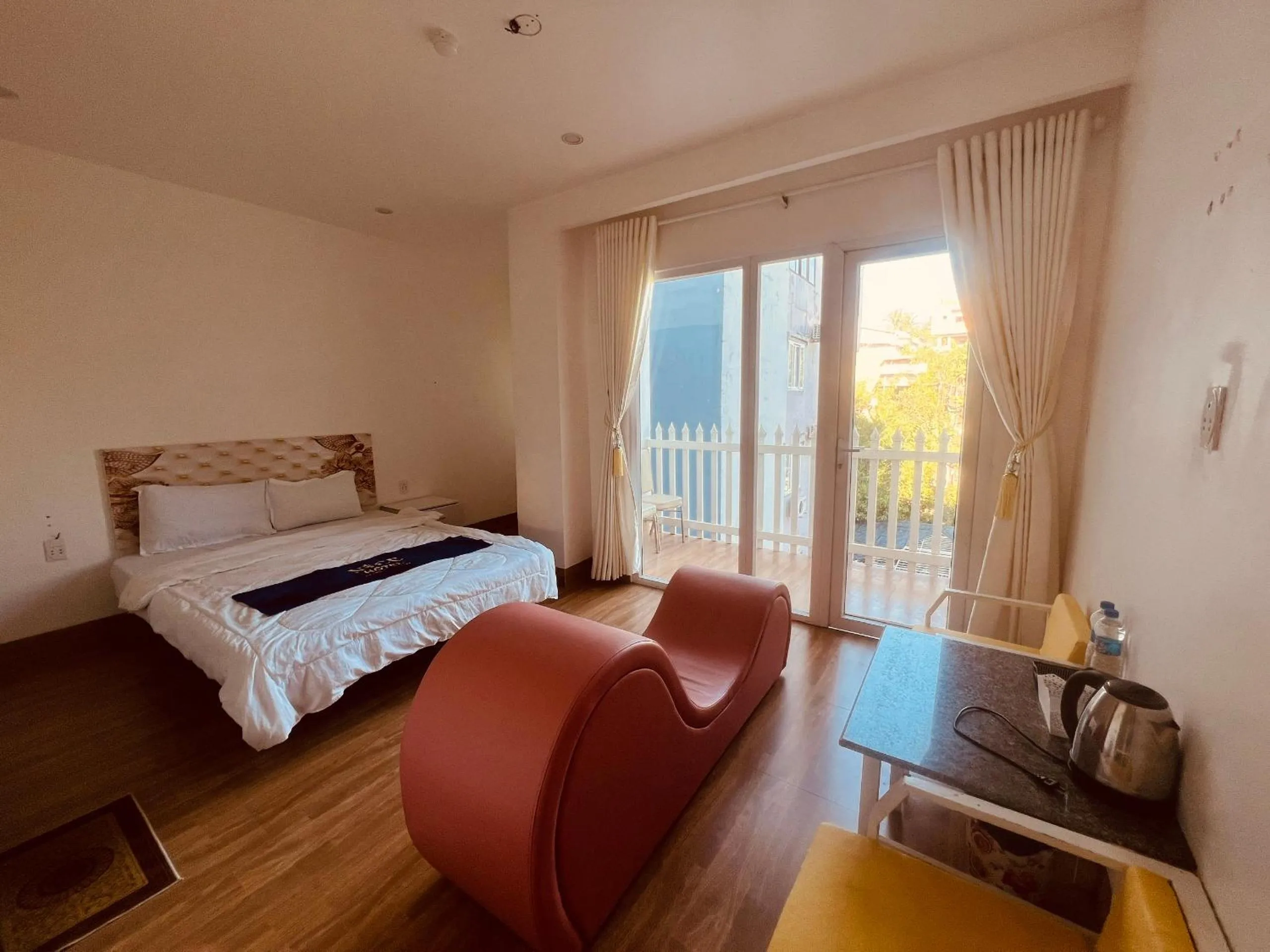 Bedroom, Bed in Nice Hotel Buôn Ma Thuột