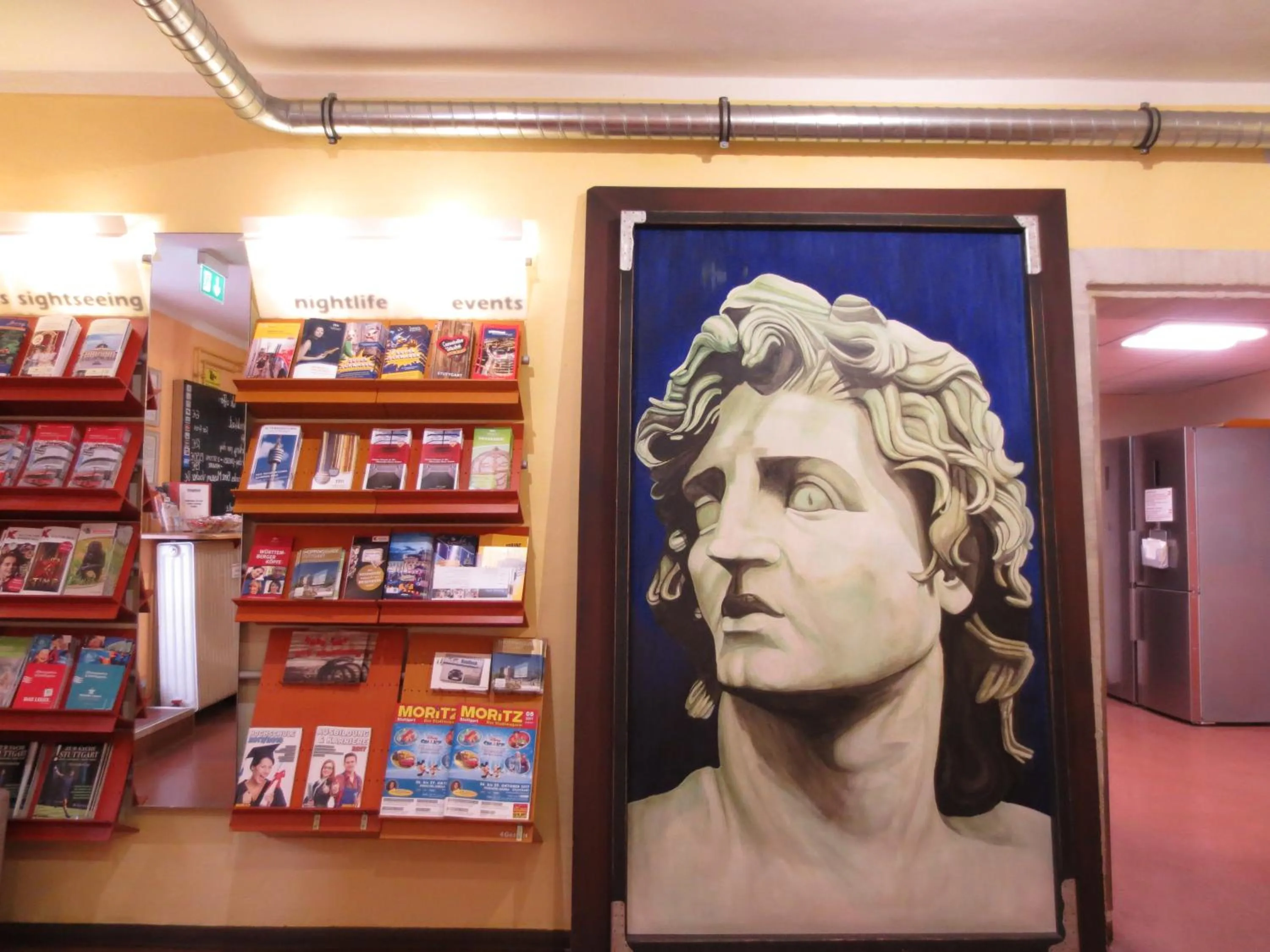 Facade/entrance in Hostel Alex 30