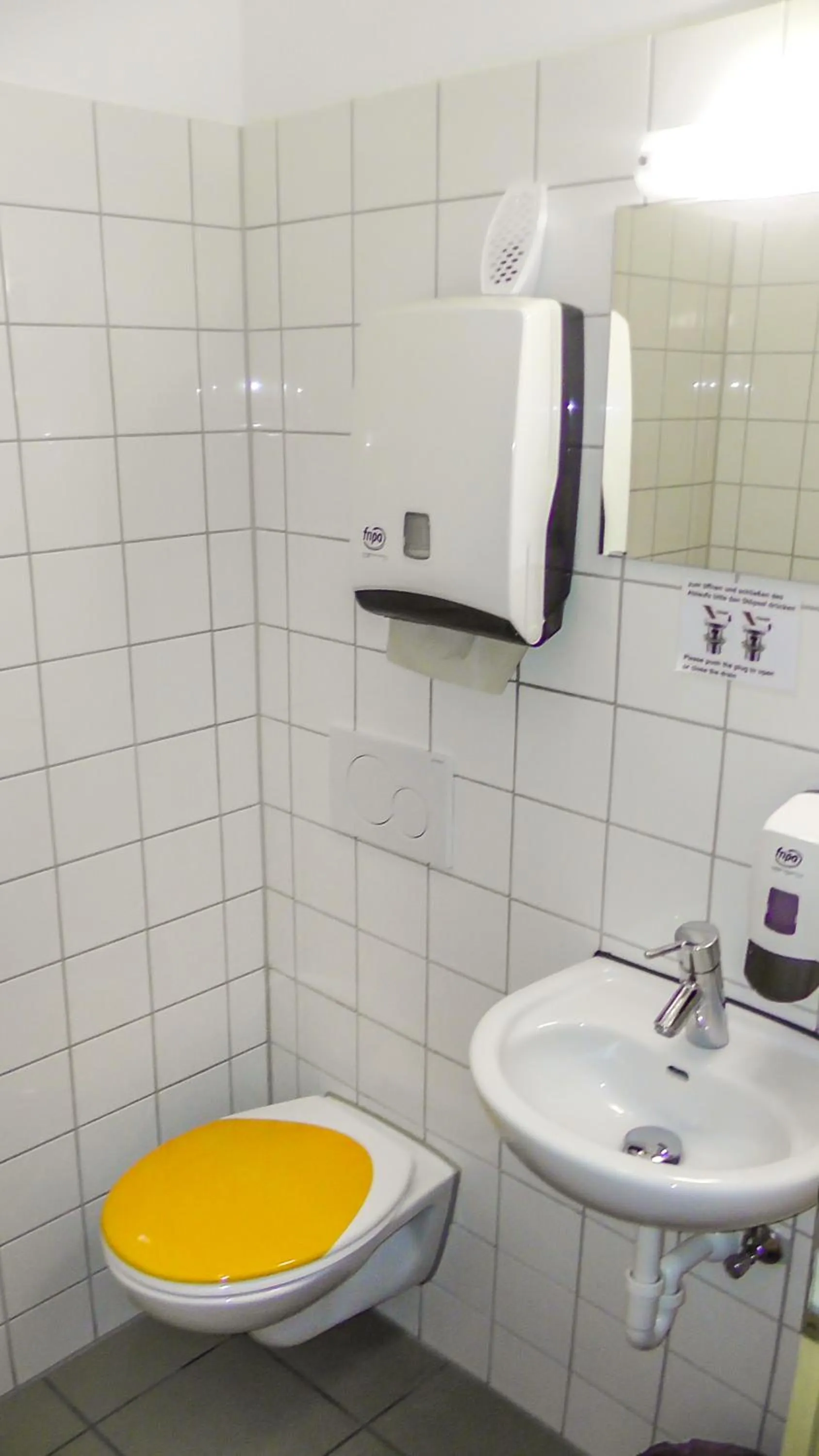 Toilet in Hostel Alex 30