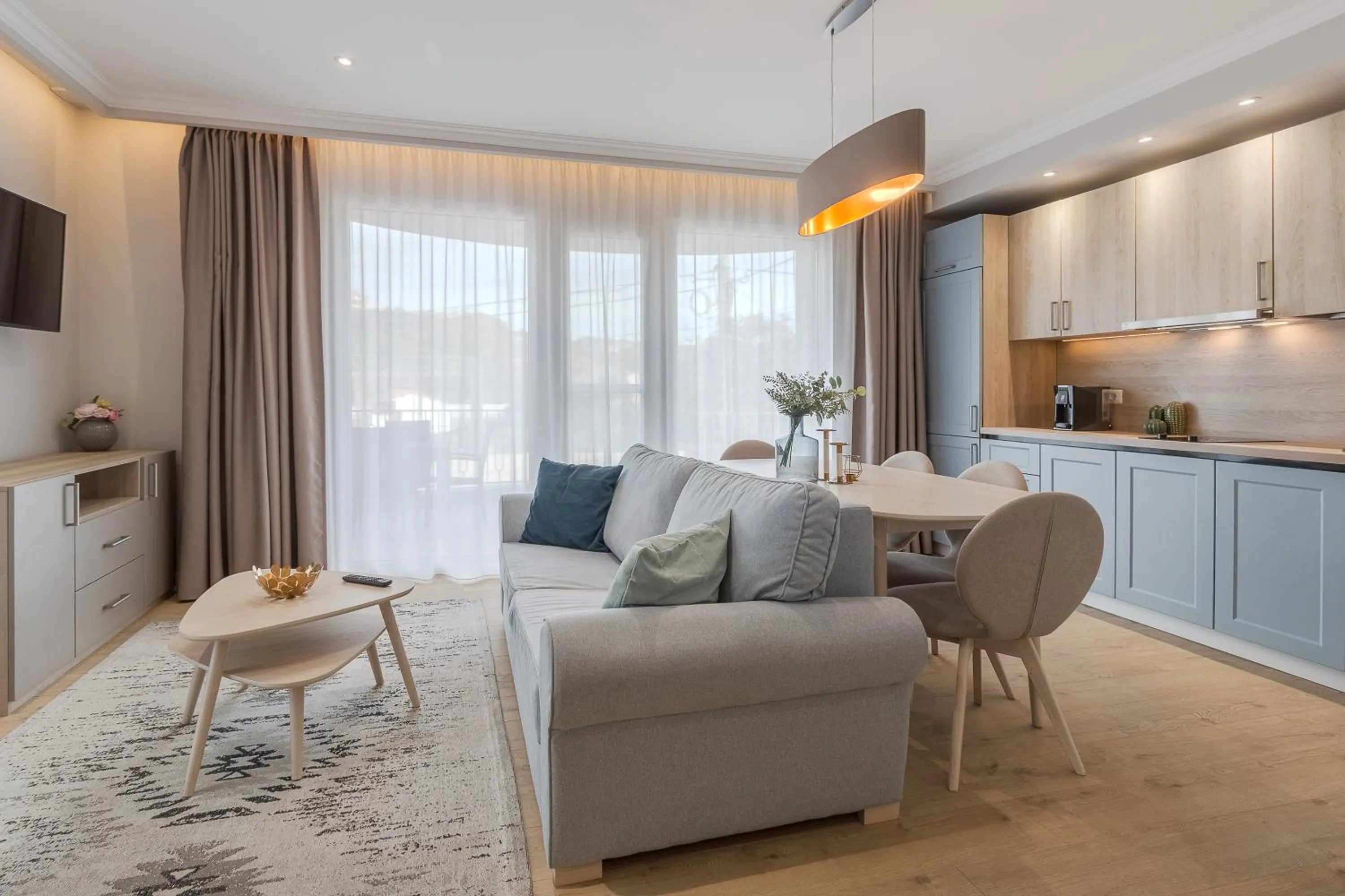 TV and multimedia in Dozsa Residence