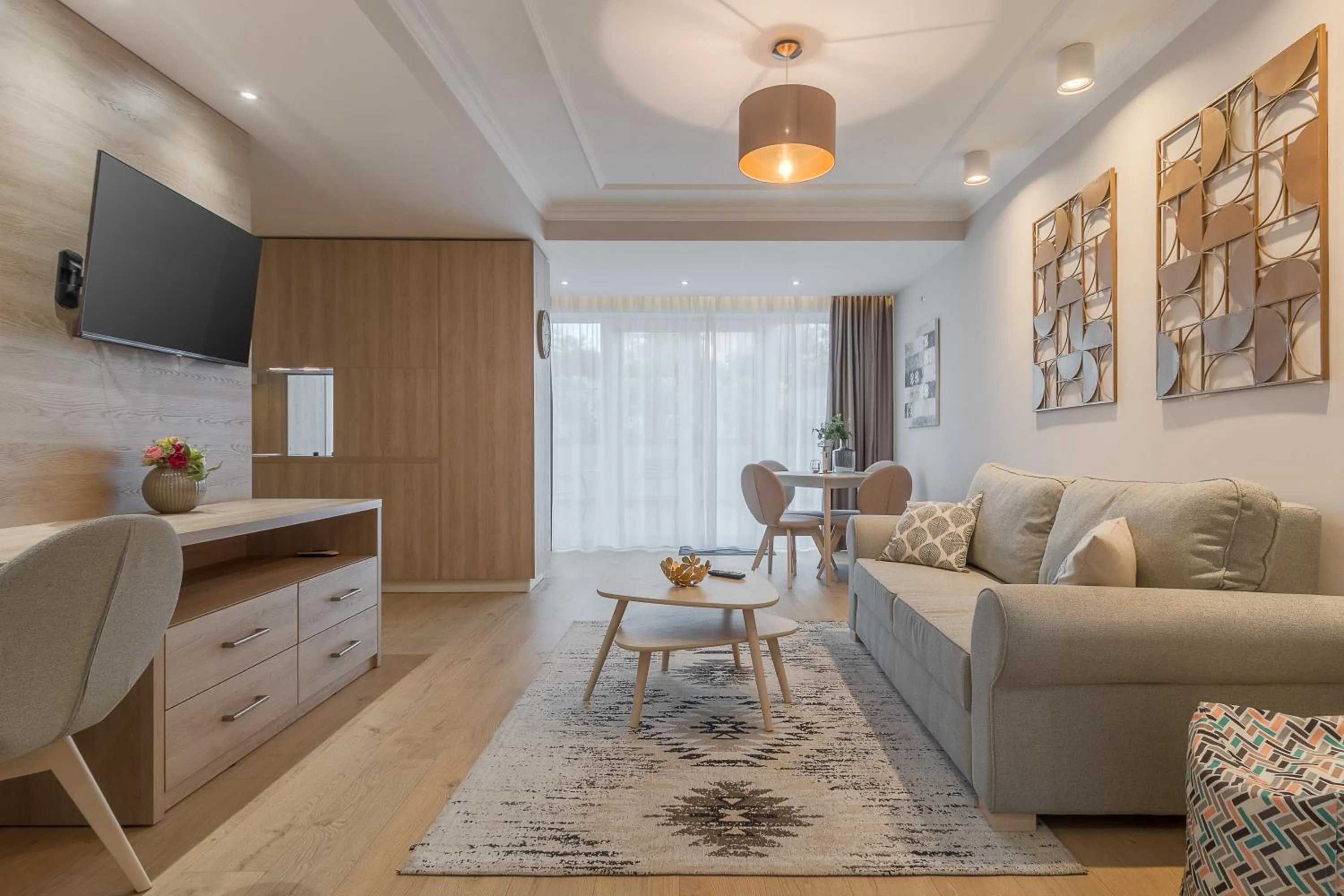 TV and multimedia in Dozsa Residence