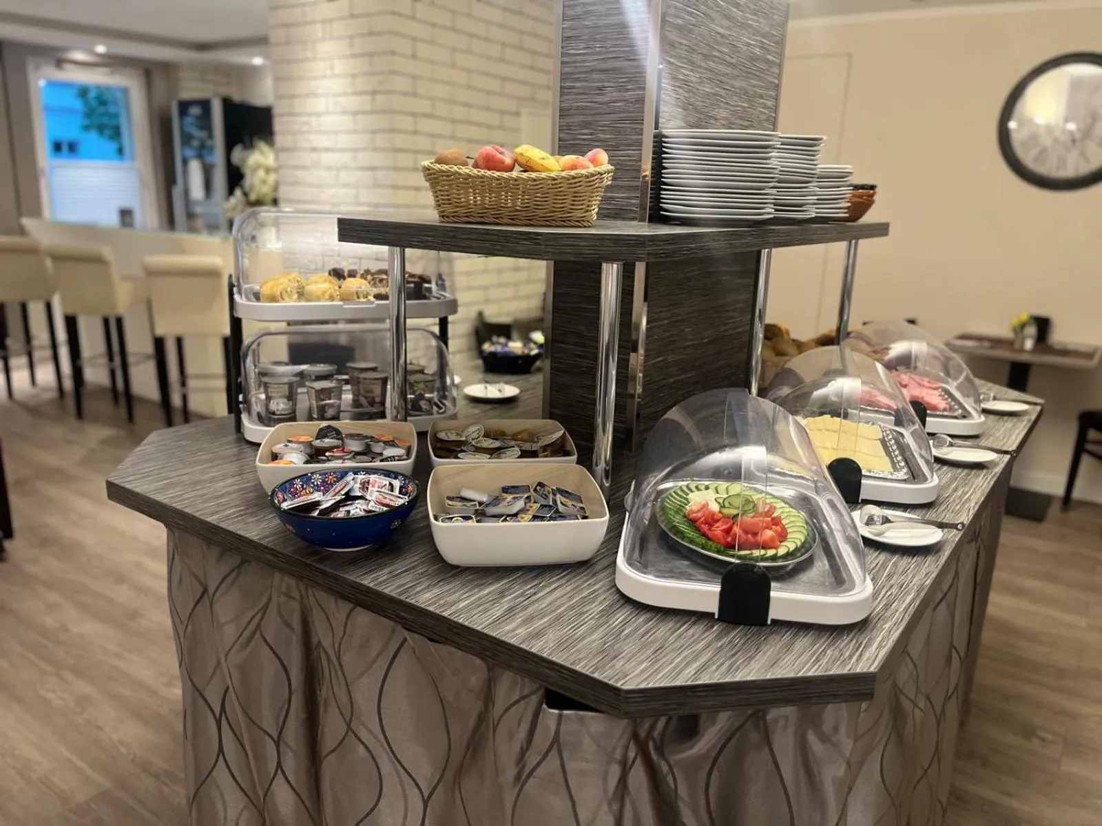 Continental breakfast in Hotel Kiez Pension Berlin