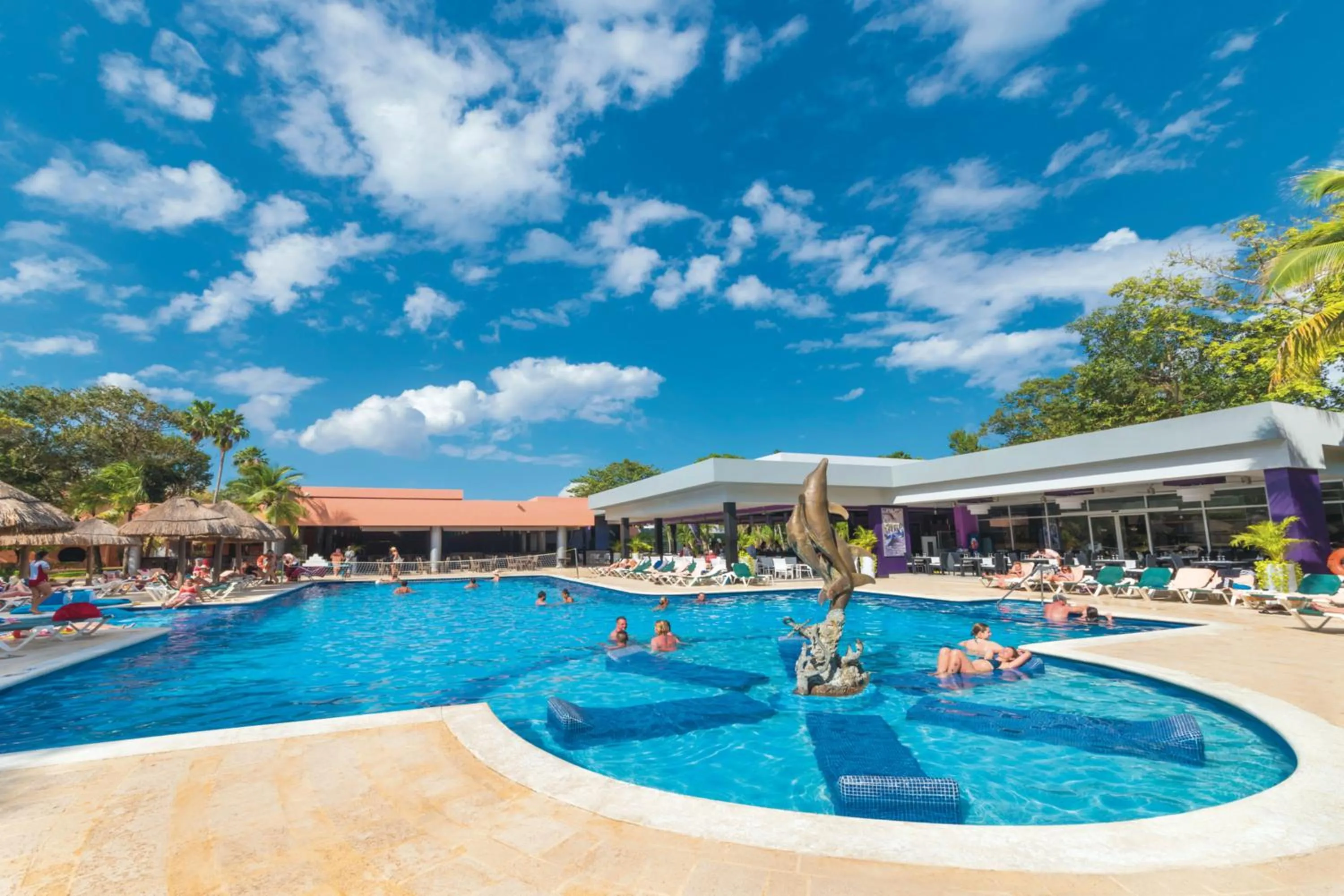 Swimming pool in Riu Lupita - All Inclusive