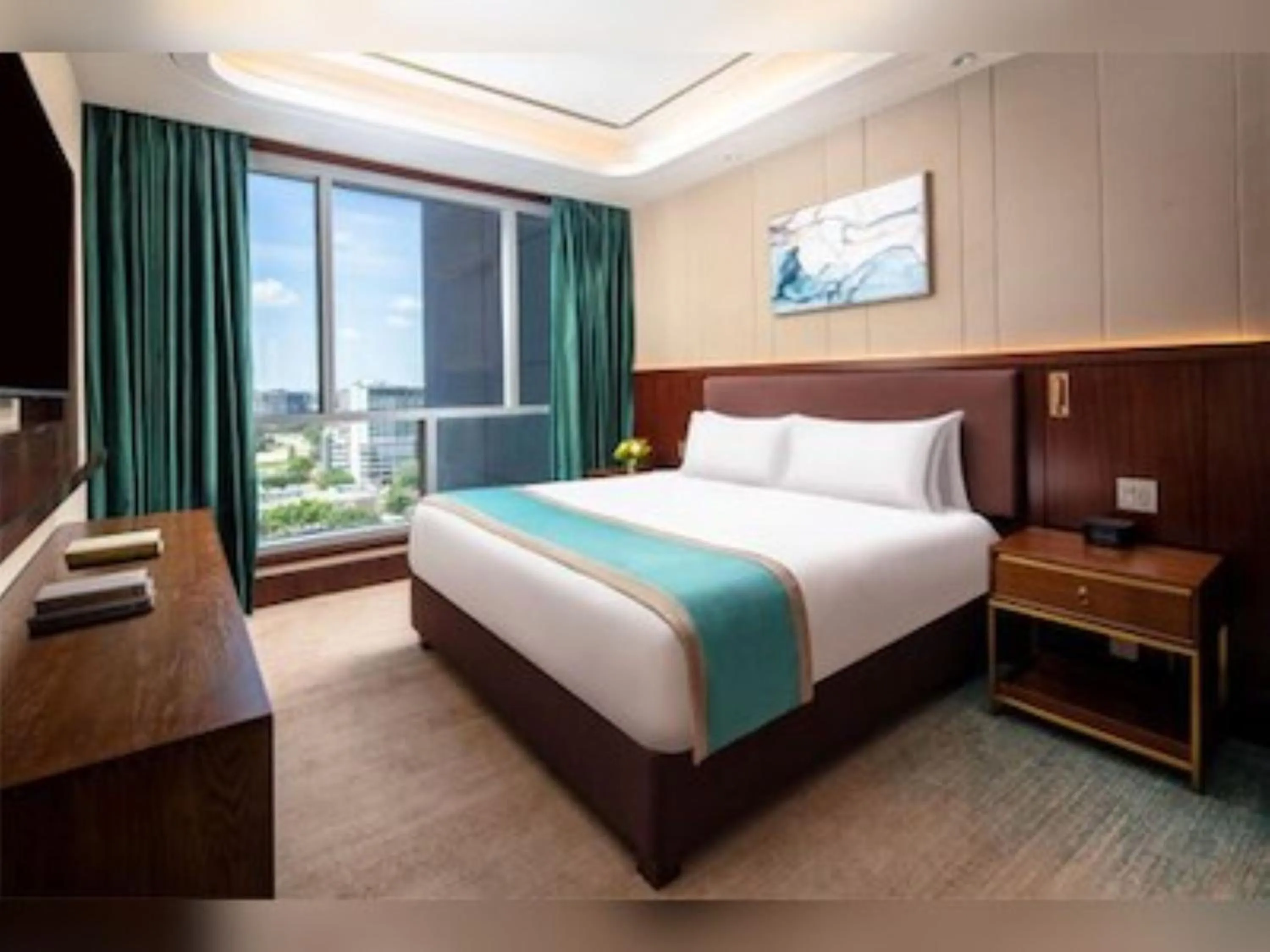 Bedroom, Bed in Blossom Hotel Houston, Curio Collection by Hilton