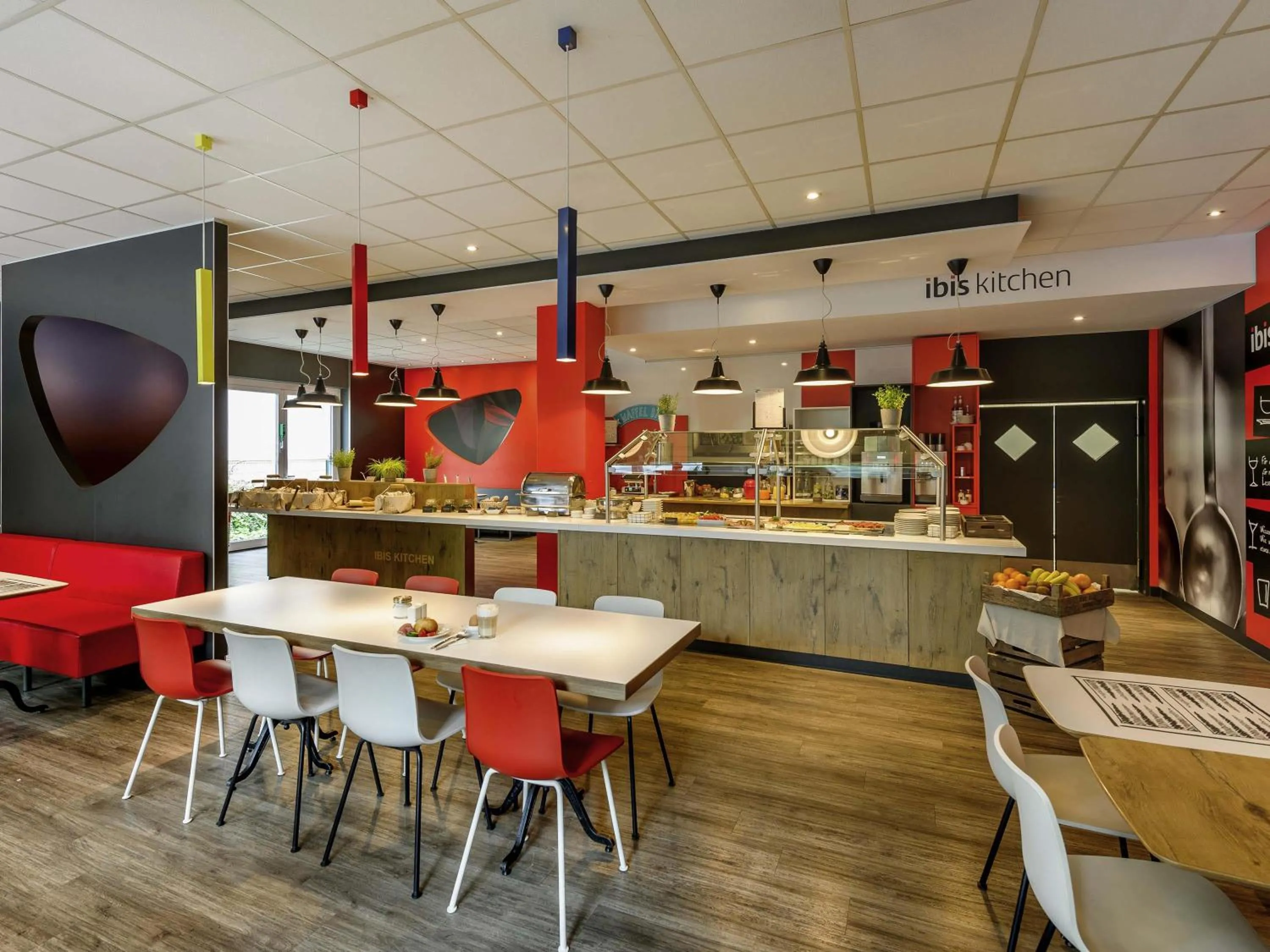 Restaurant/places to eat in ibis Hotel Frankfurt Airport