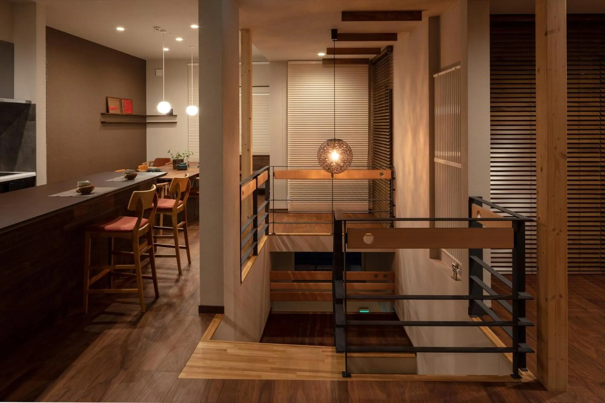 Dining area in MOKUREN