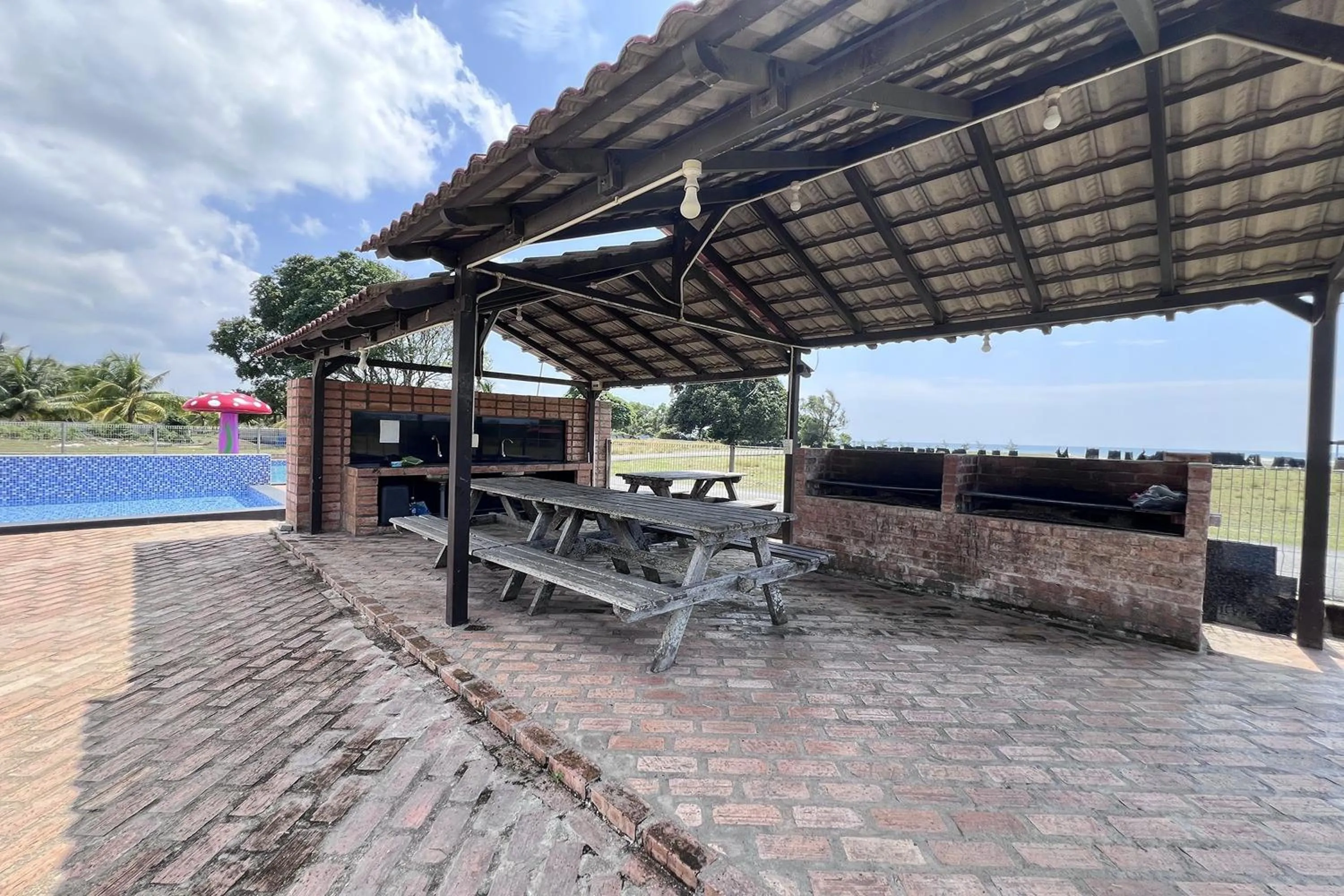 Property building in Saujana Villa Cherok Paloh, Kuantan Beach