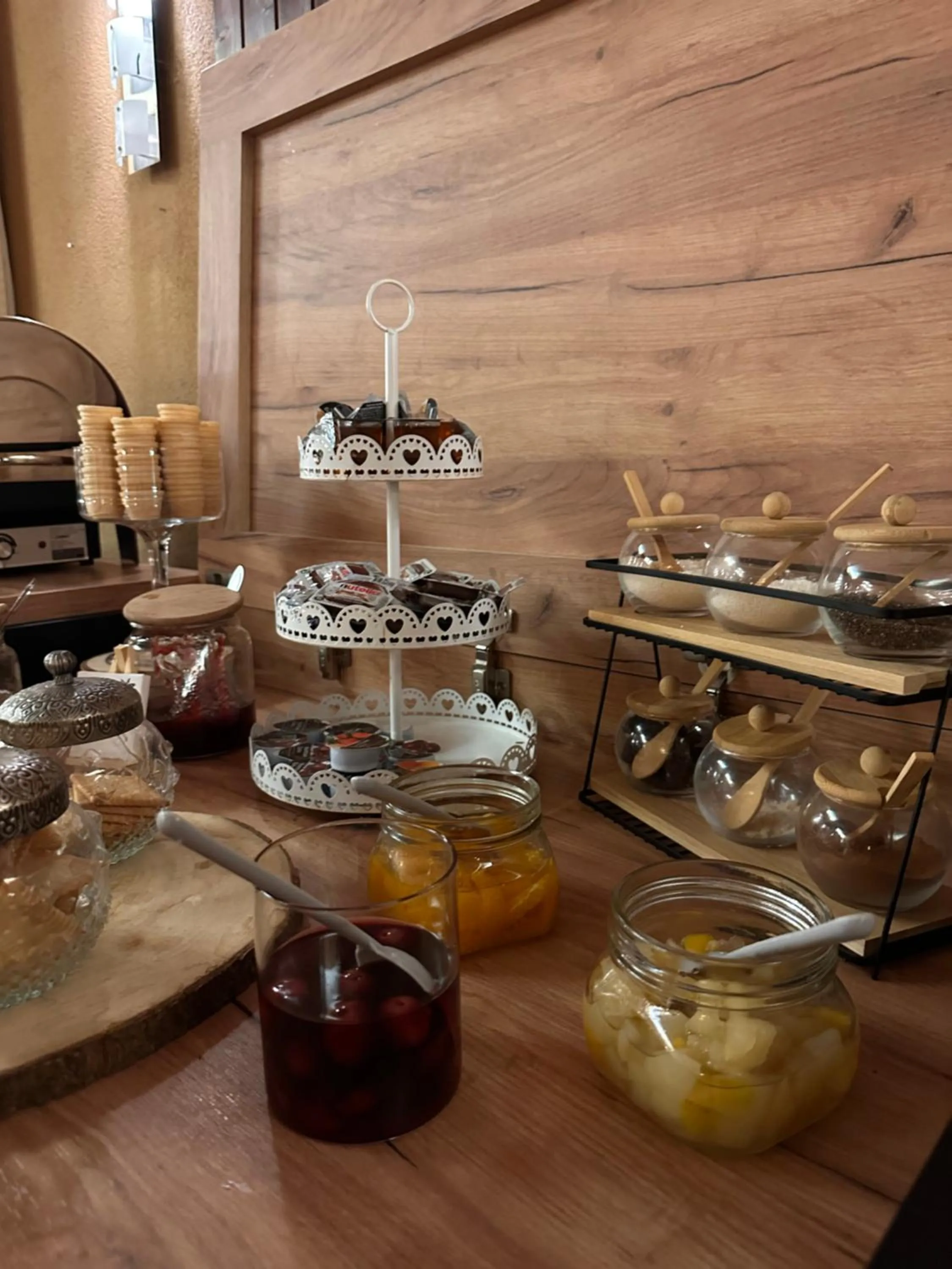 Food and drinks in Berghotel Drei Brüder Höhe