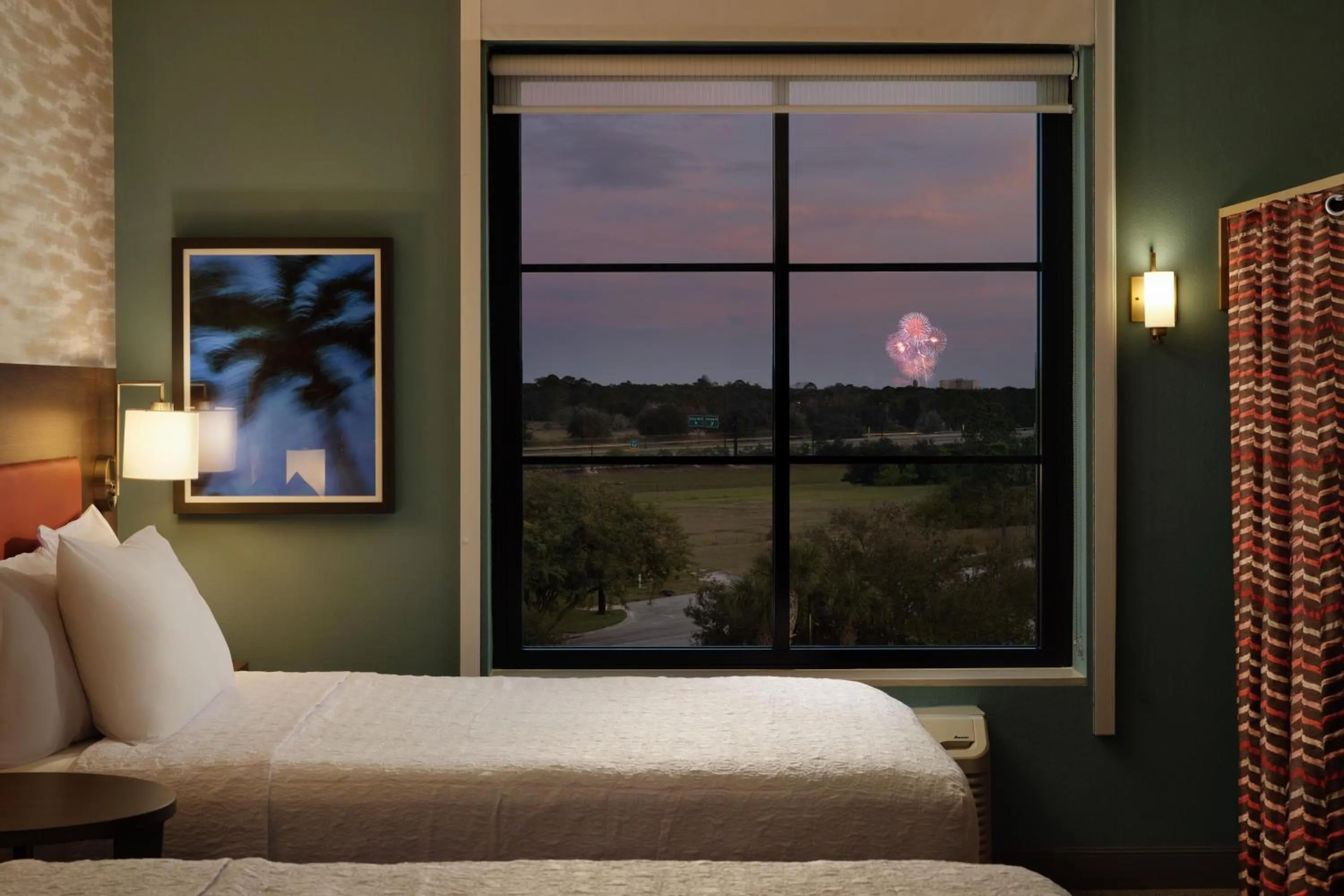 Bed in Home2 Suites By Hilton Orlando Flamingo Crossings, FL