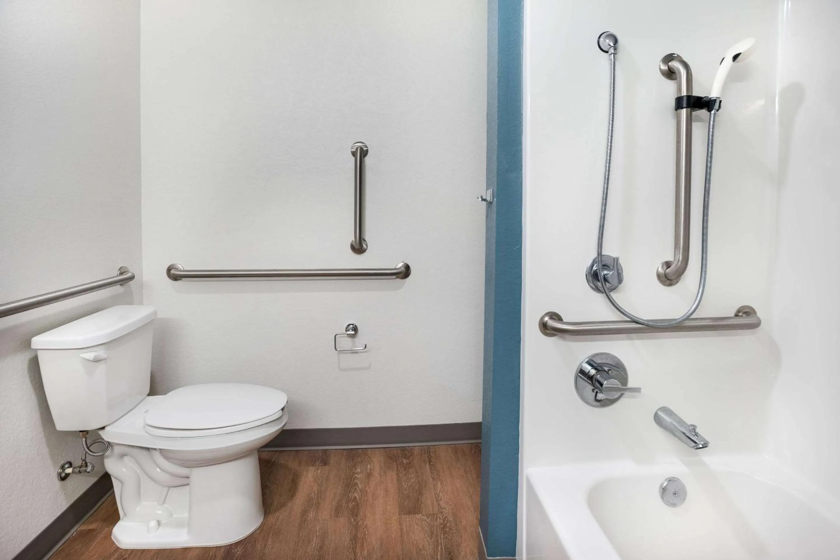 Photo of the whole room in WoodSpring Suites Sulphur - Lake Charles