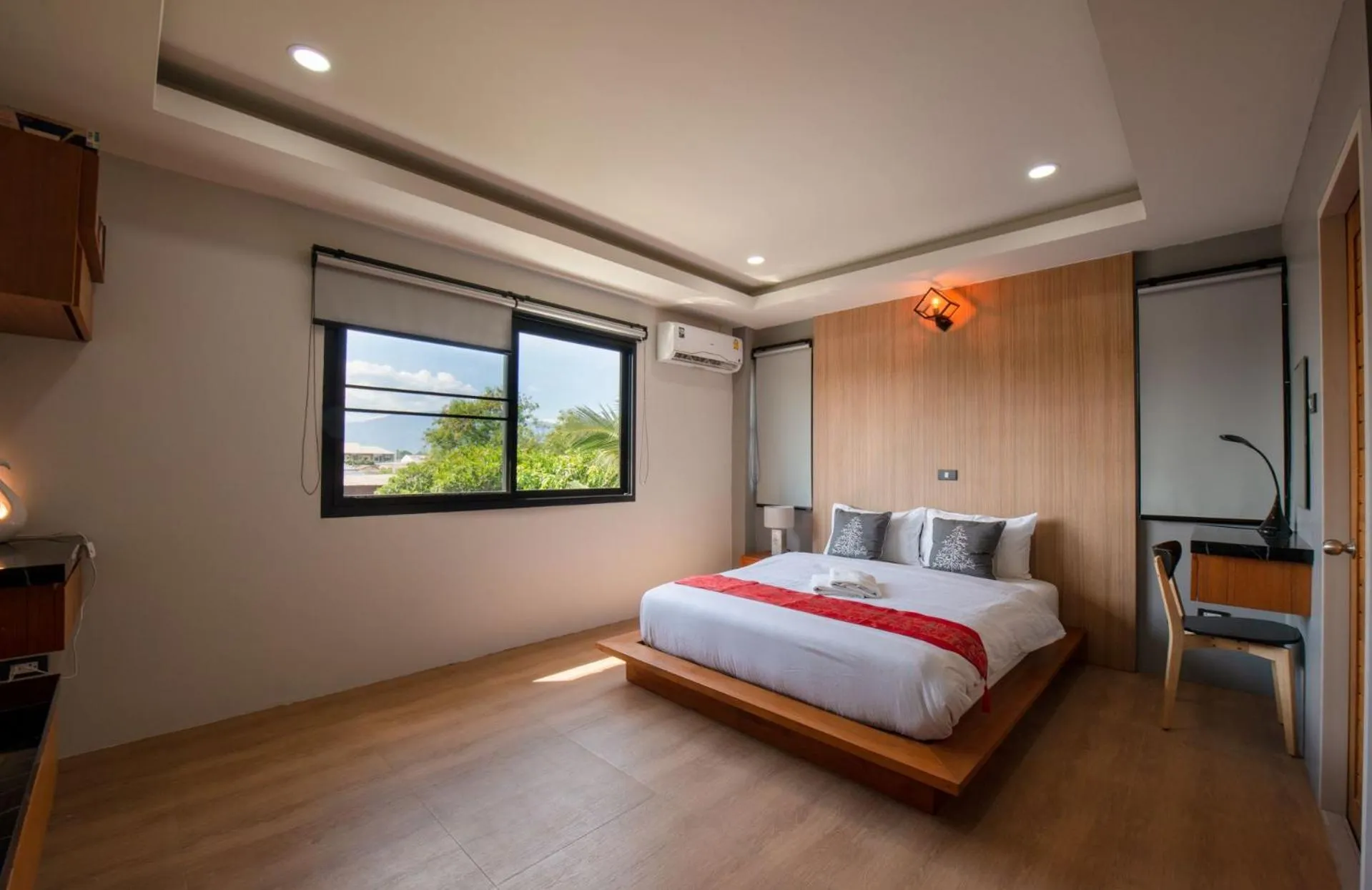 Bedroom, Bed in Areya Villa