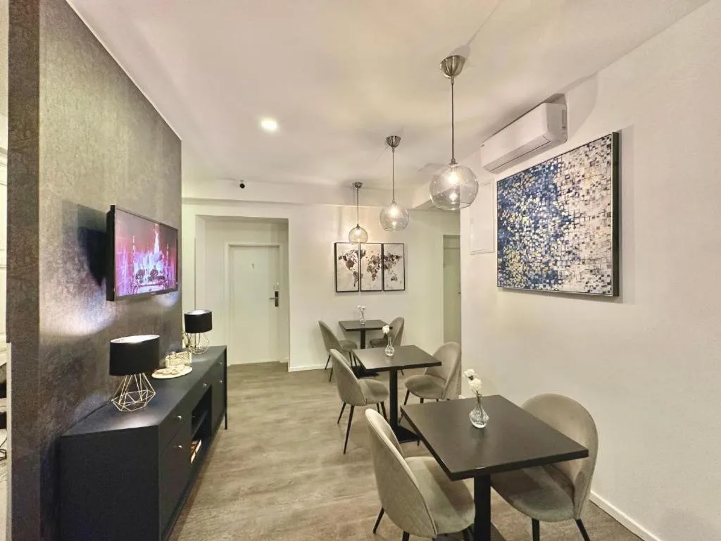 Dining area in Bed & Breakfast Donji Grad