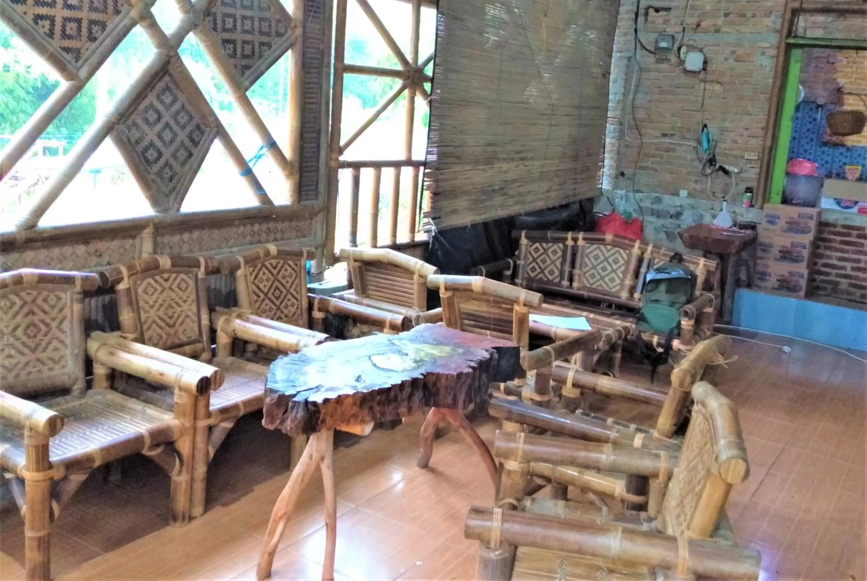 Area and facilities in Penginapan Puncak DP