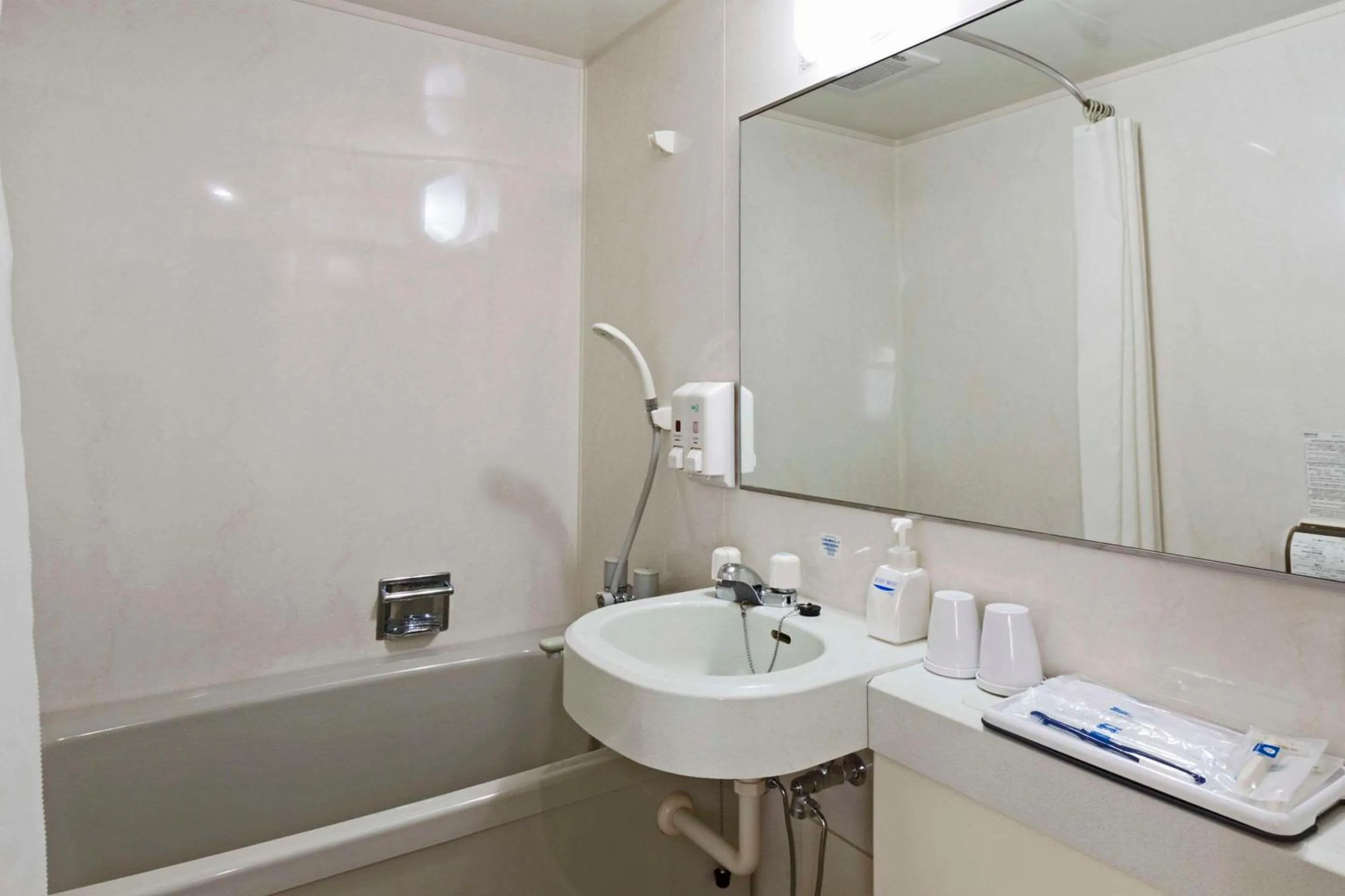 Bedroom in Comfort Hotel Osaka Shinsaibashi