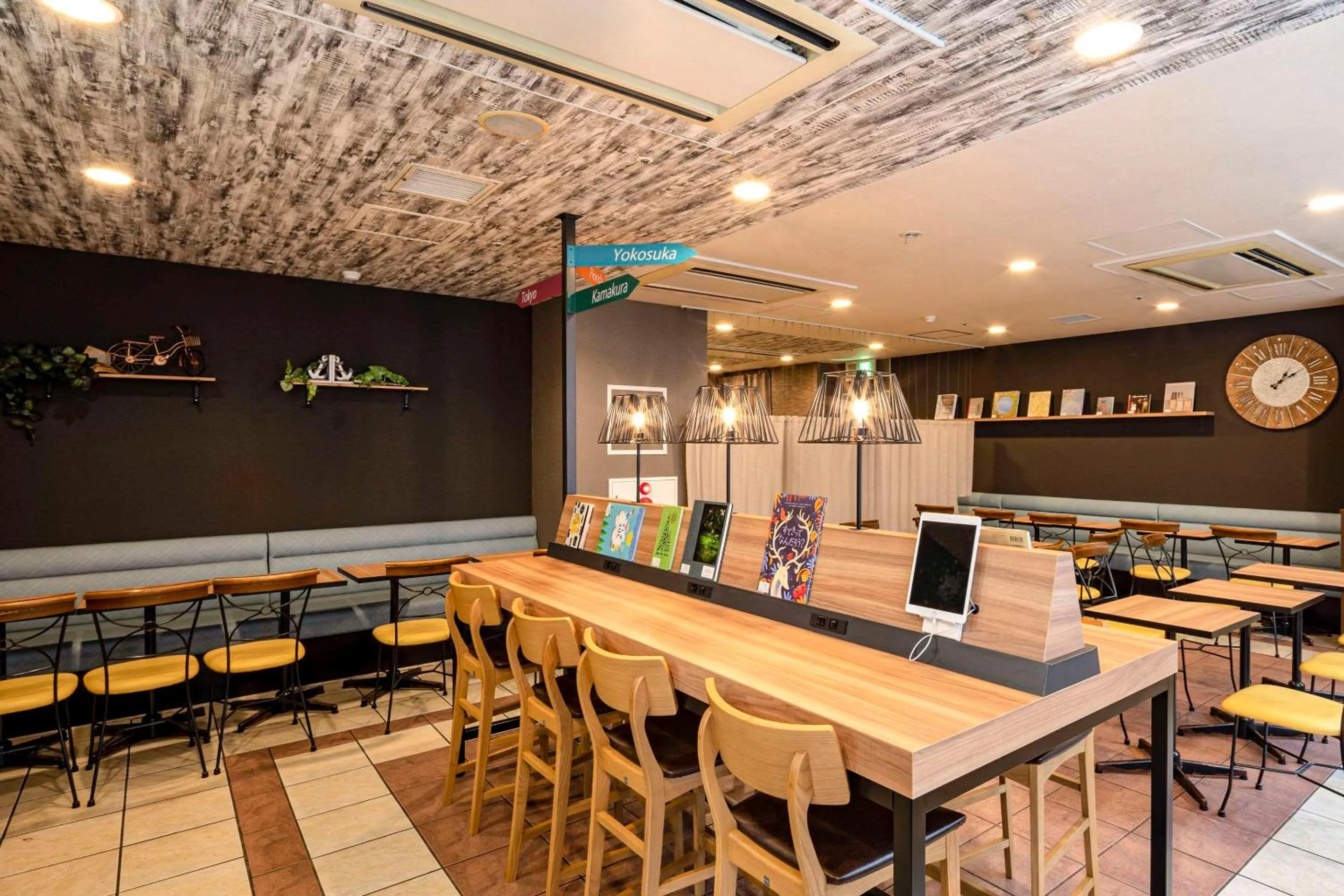 Restaurant/places to eat in Comfort Hotel Yokohama Kannai