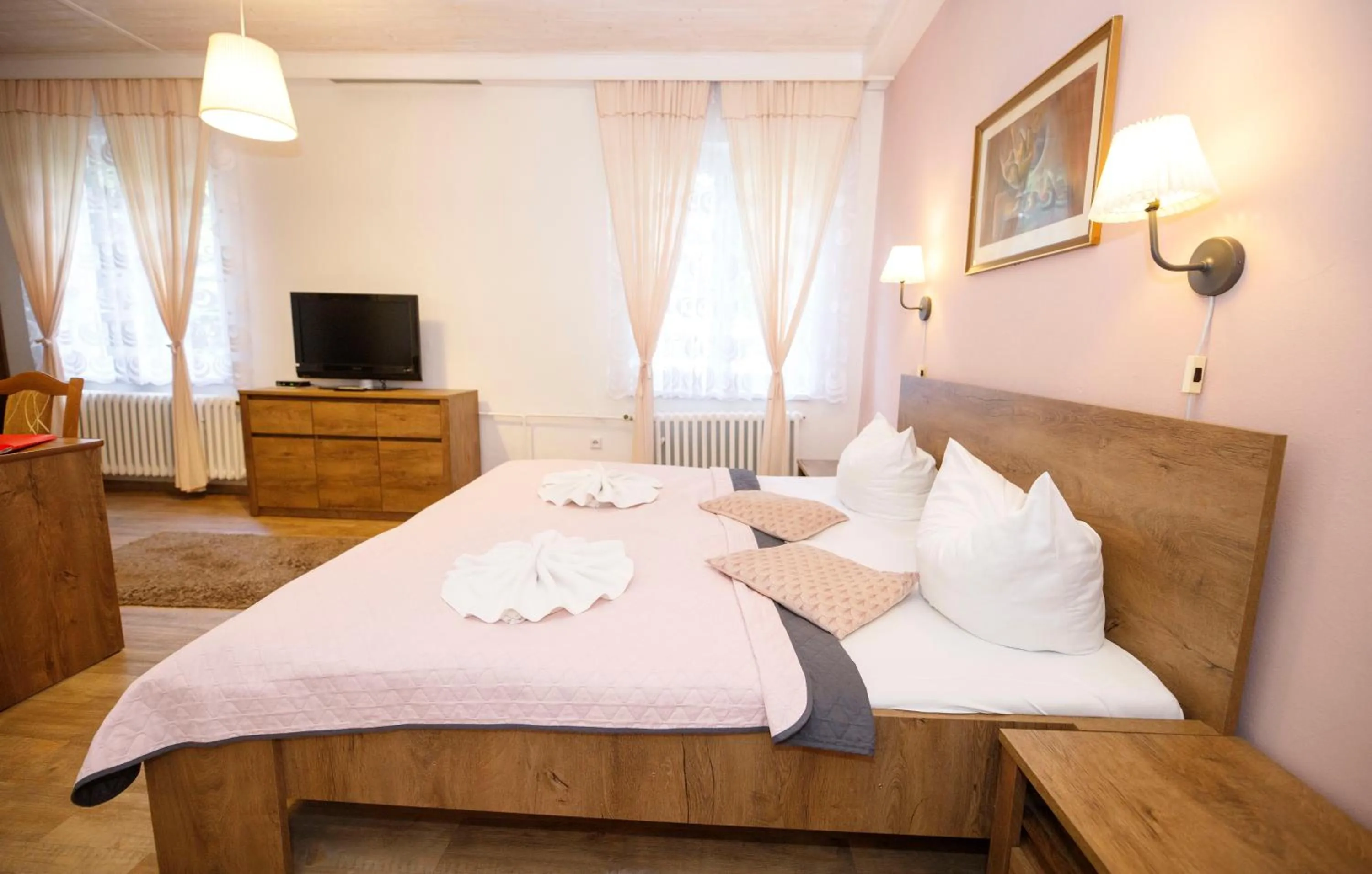 TV and multimedia, Bed in Hotel Džbán