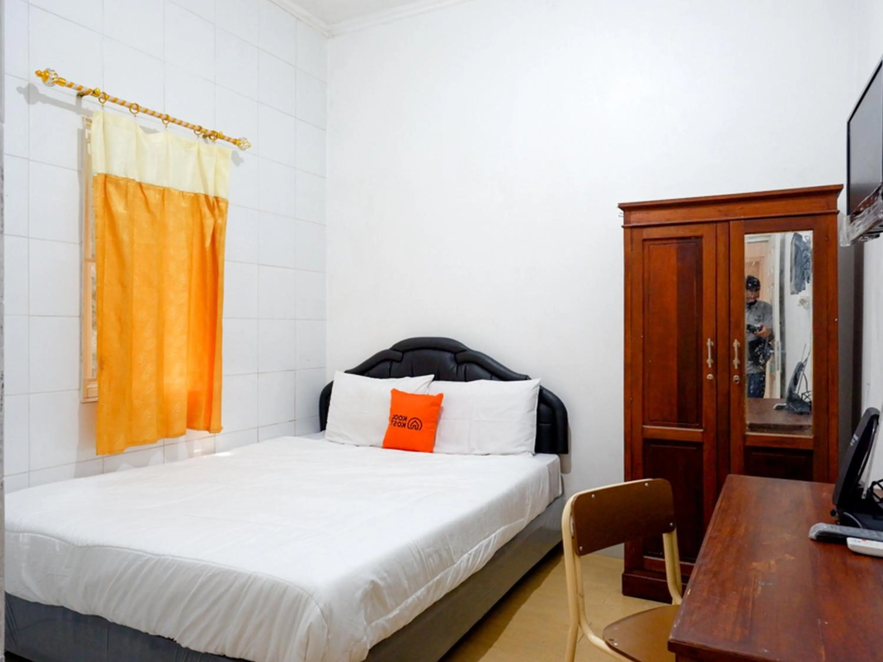 Bed in Budi Living Syariah at UNDIP Area RedPartner