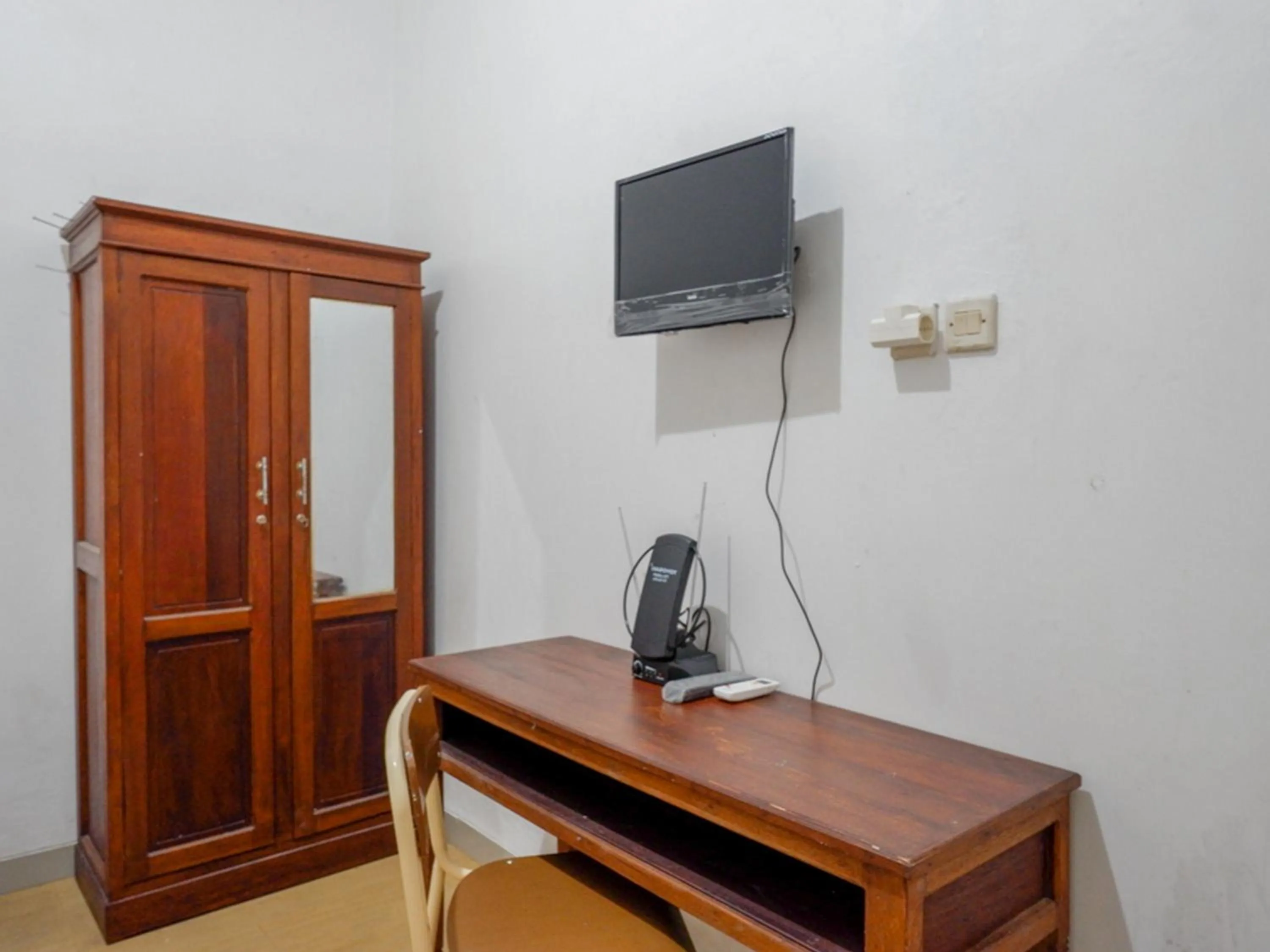 TV and multimedia in Budi Living Syariah at UNDIP Area RedPartner