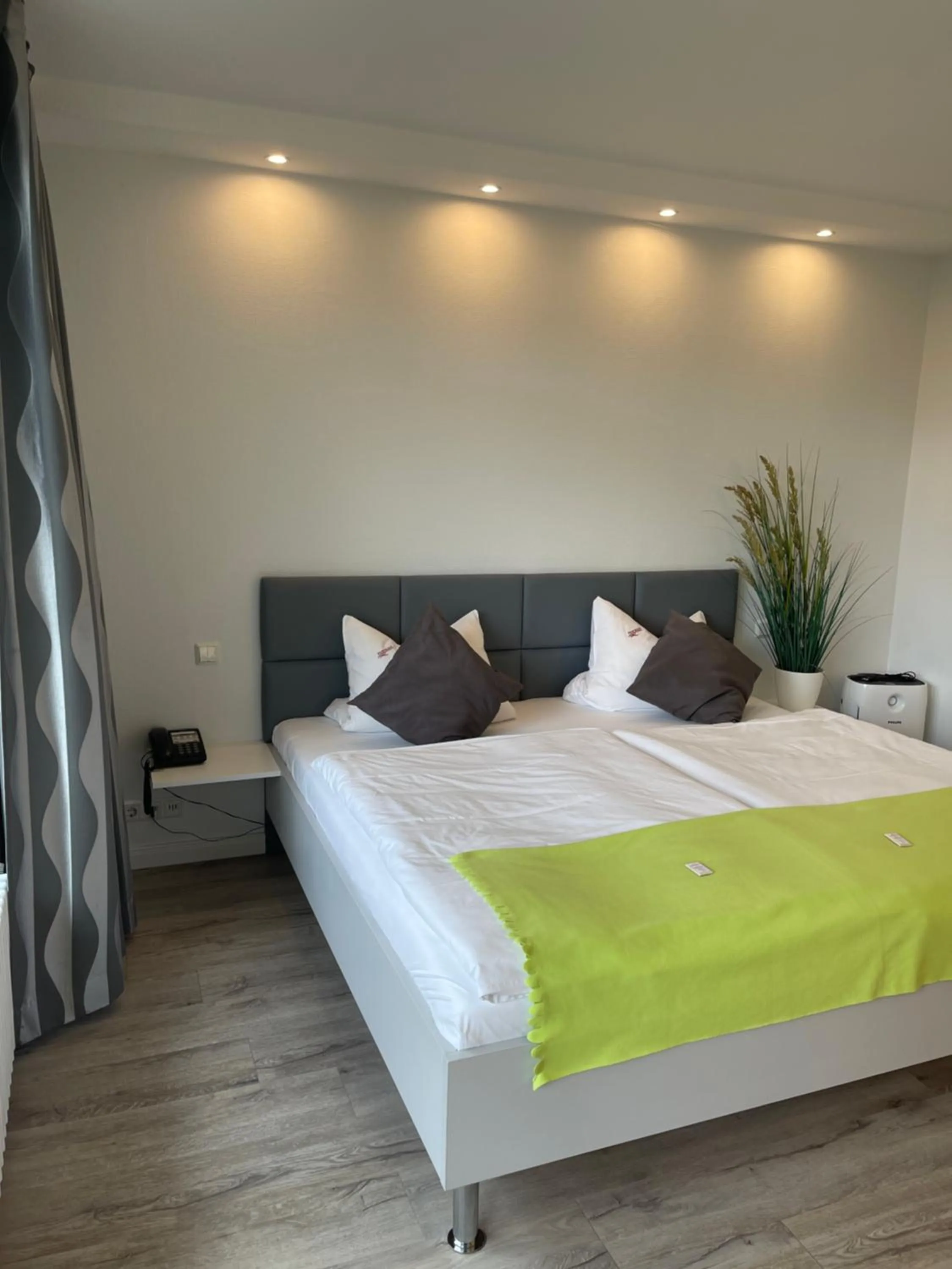 Staff, Bed in Fährhaus Farge Bremen