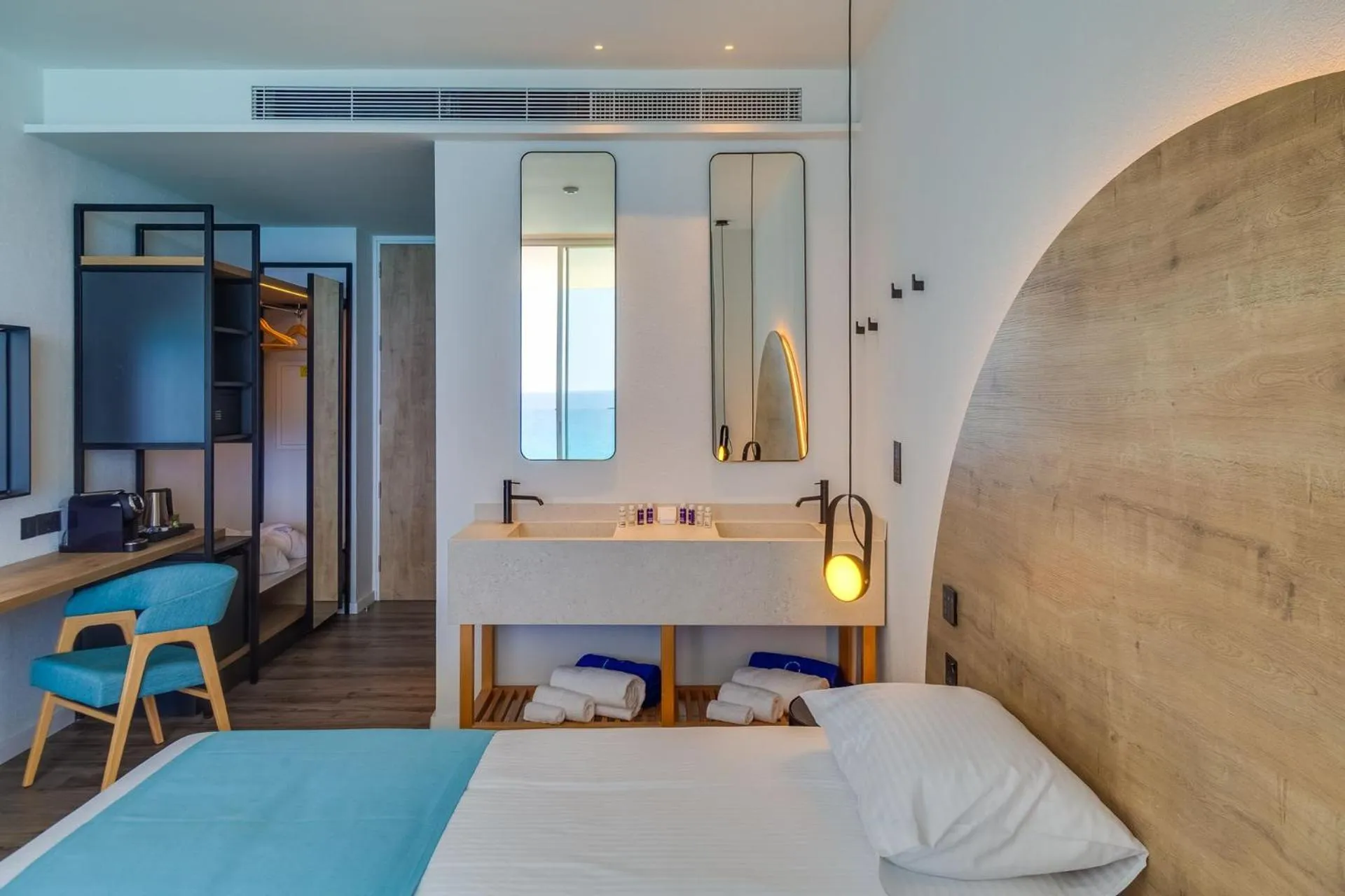 Photo of the whole room, Bed in Flamingo Paradise Beach Hotel - Adults Only