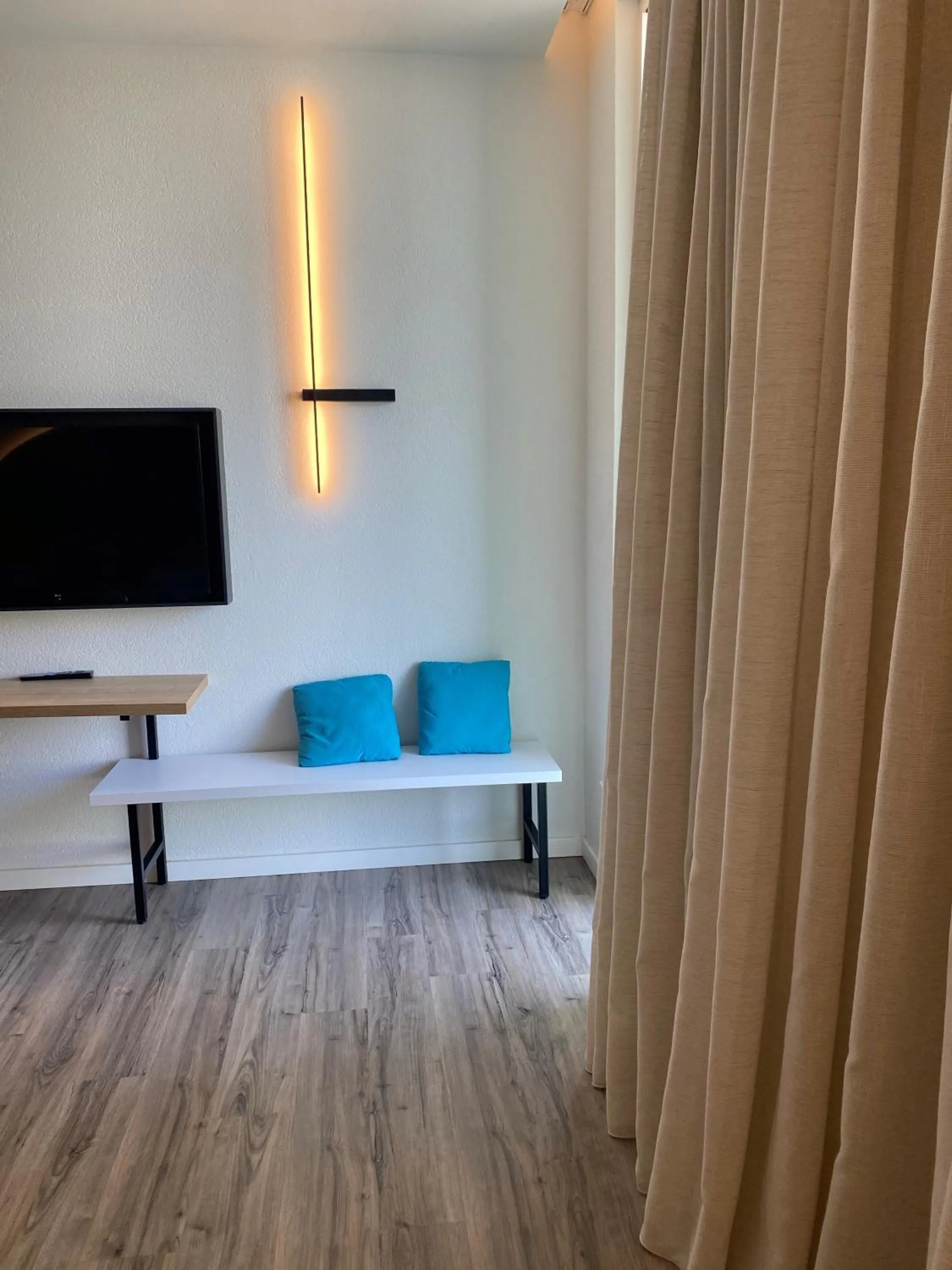 Communal lounge/ TV room in Flamingo Paradise Beach Hotel - Adults Only