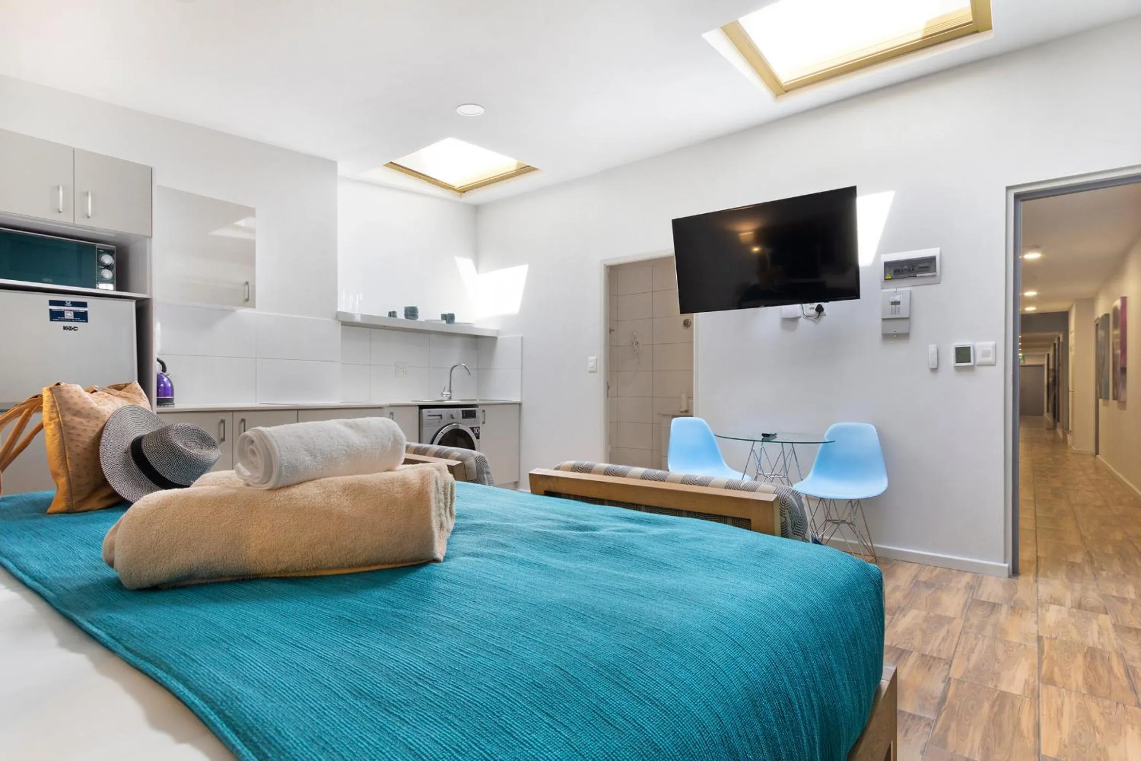 Photo of the whole room, Bed in Urban Oasis Aparthotel