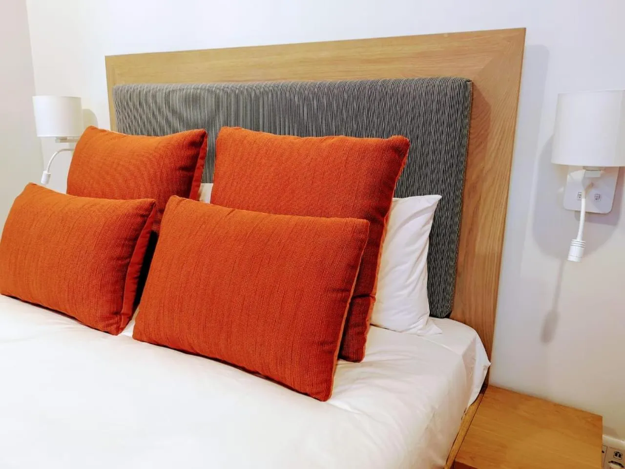 Bedroom, Bed in Urban Oasis Aparthotel